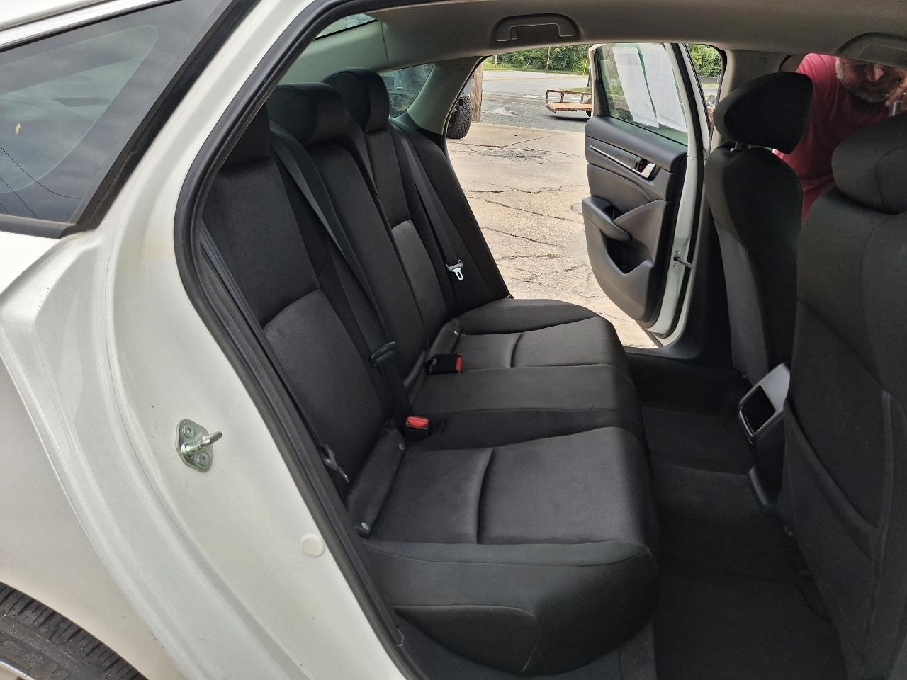 Honda Accord LX CVT 2018