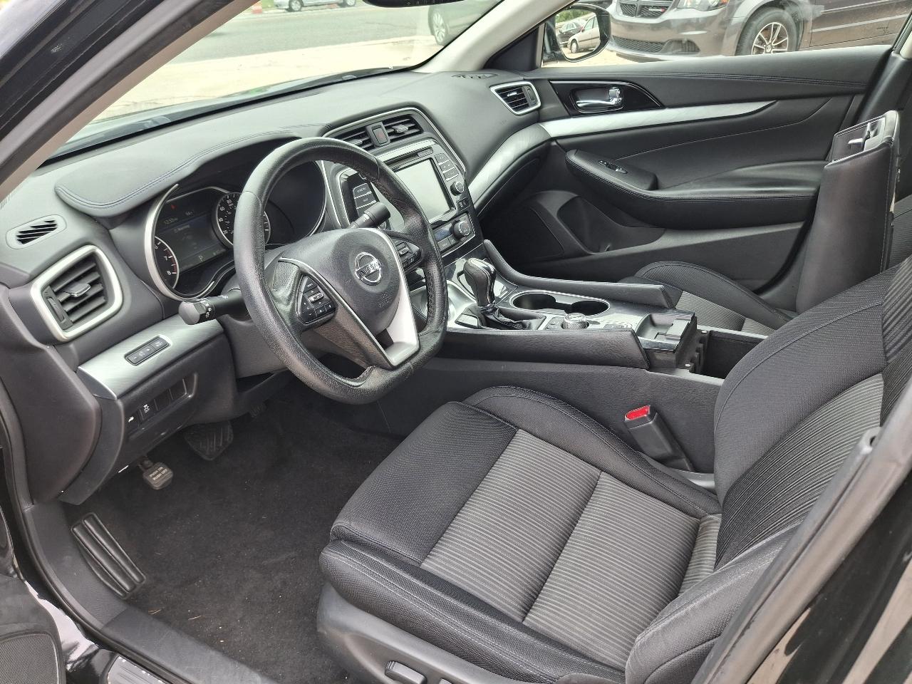 Nissan Maxima 3.5 S 2016
