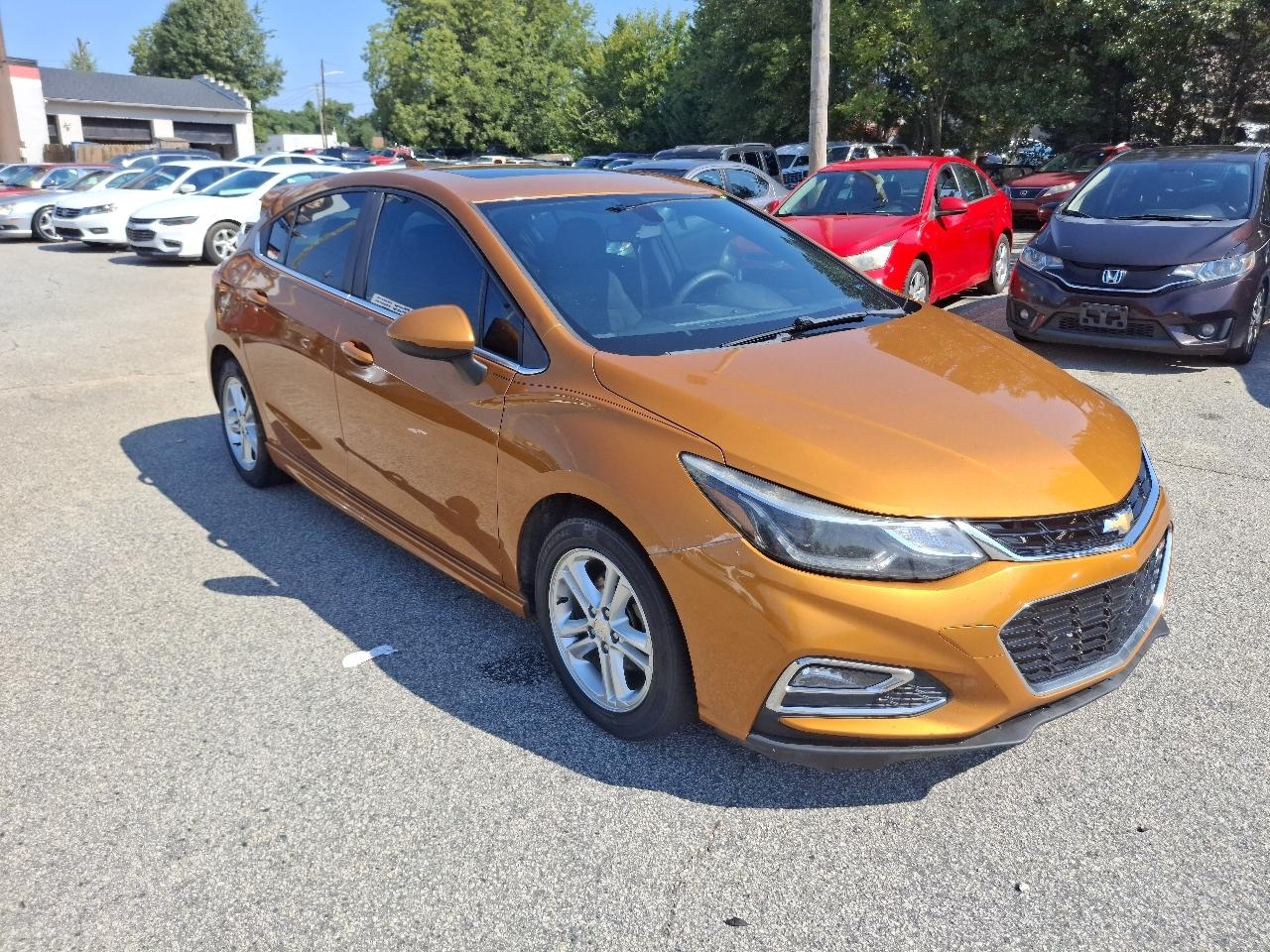 Chevrolet Cruze LT Auto Hatchback 2017