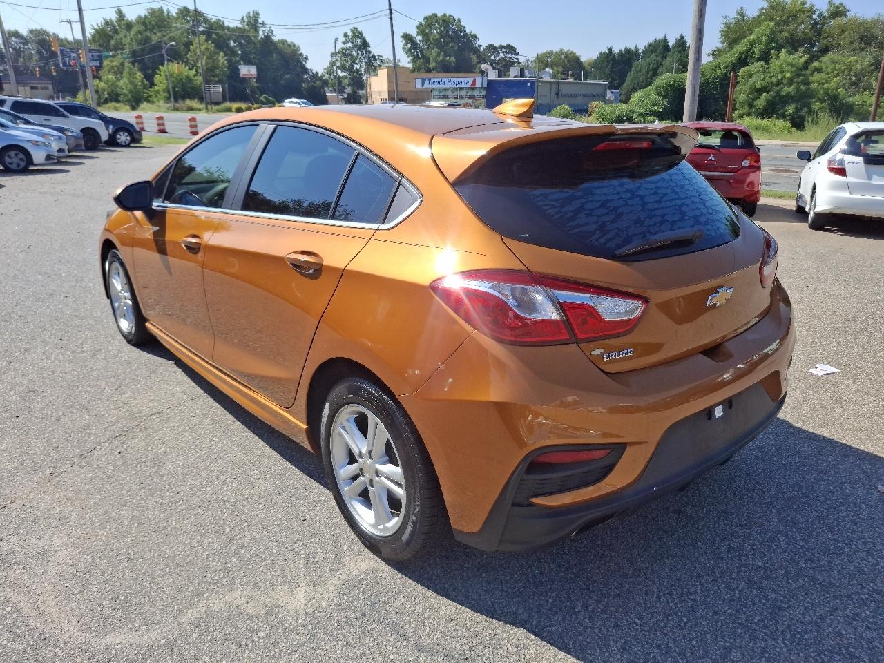 Chevrolet Cruze LT Auto Hatchback 2017