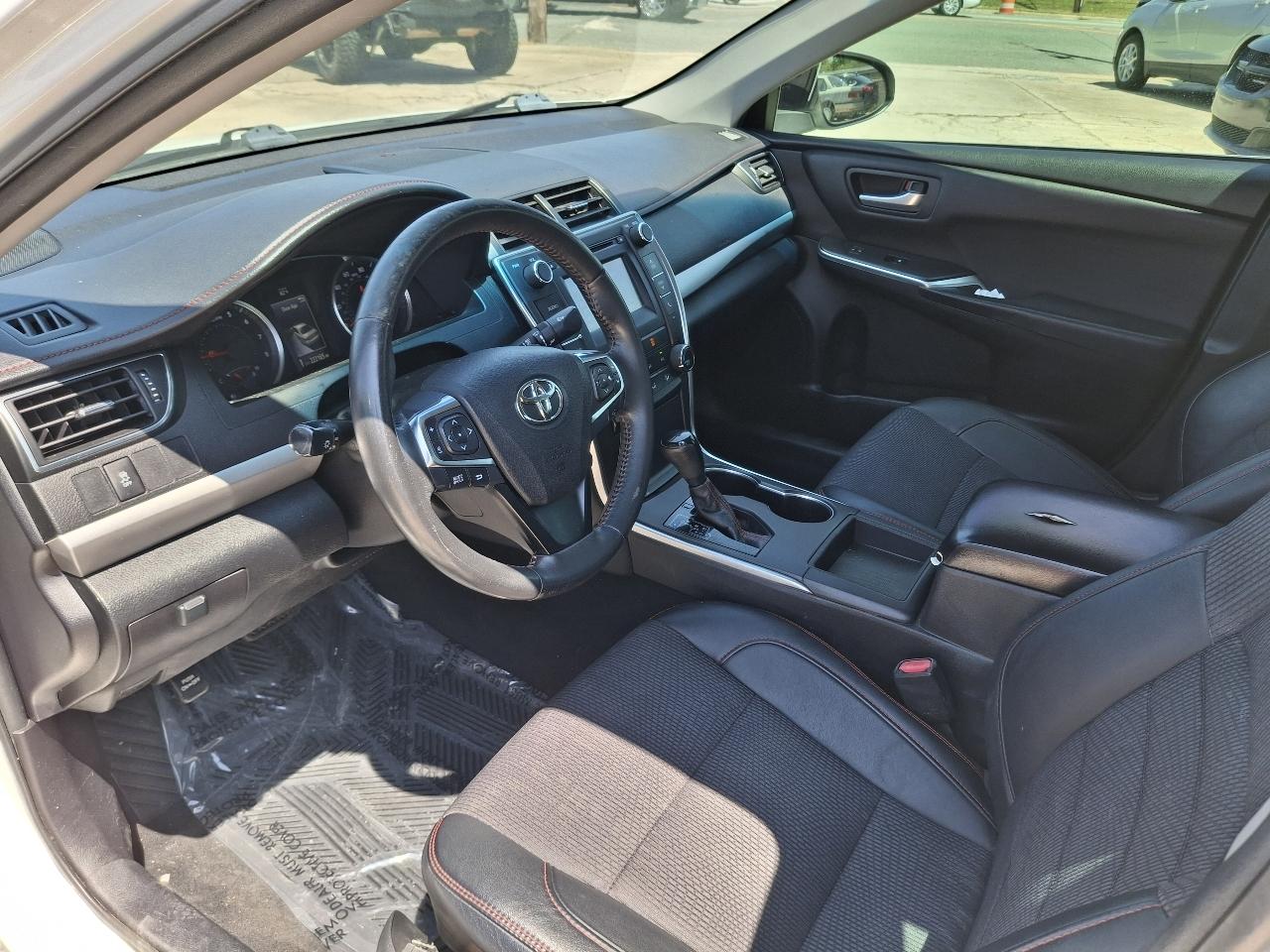 Toyota Camry XLE 2016