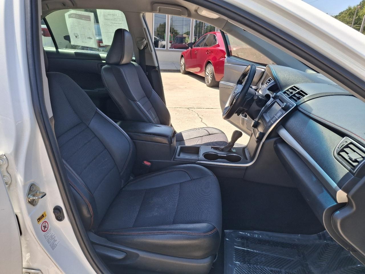 Toyota Camry XLE 2016