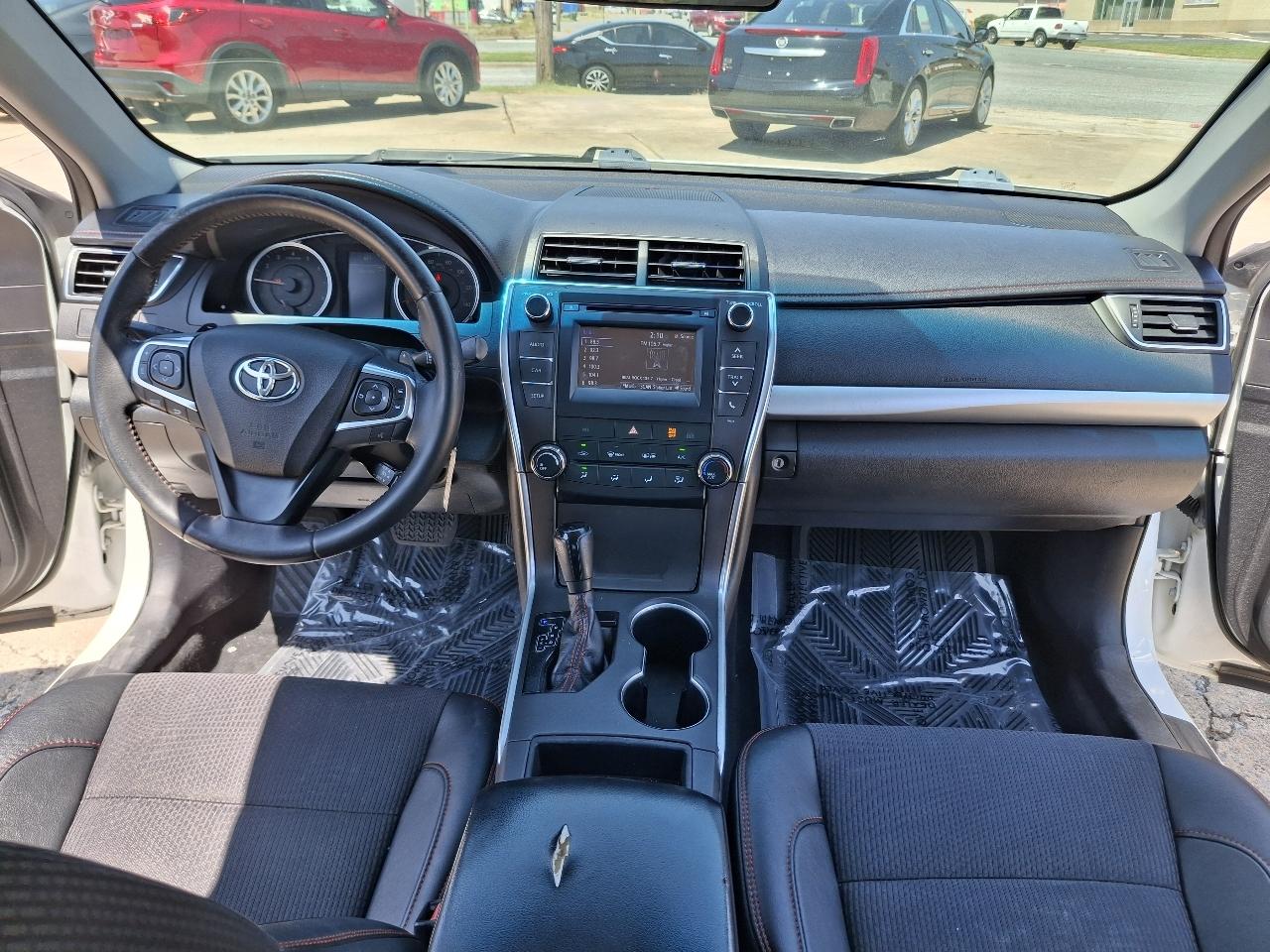 Toyota Camry XLE 2016