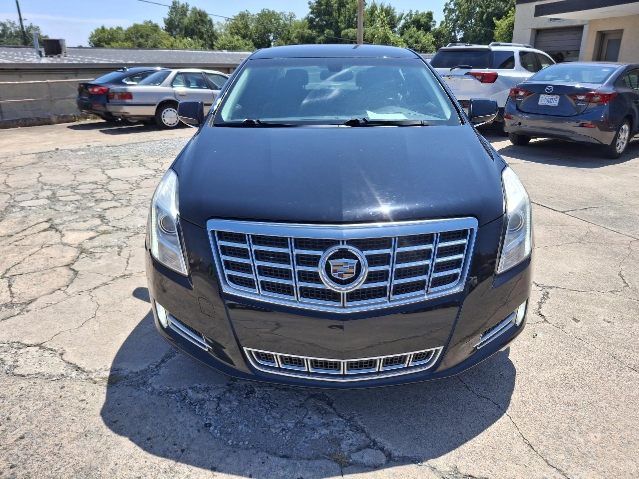 Cadillac XTS Luxury 2013