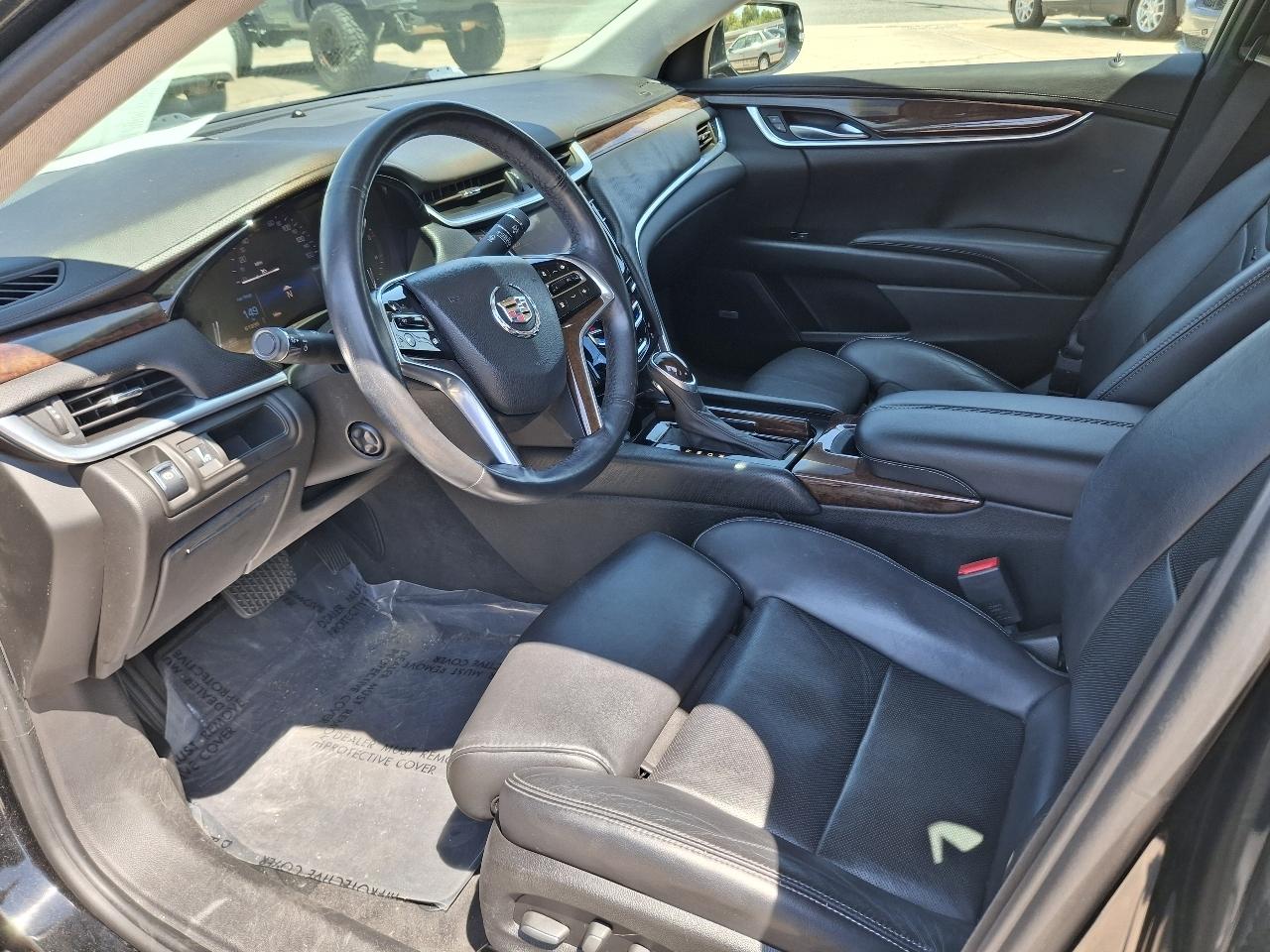 Cadillac XTS Luxury 2013