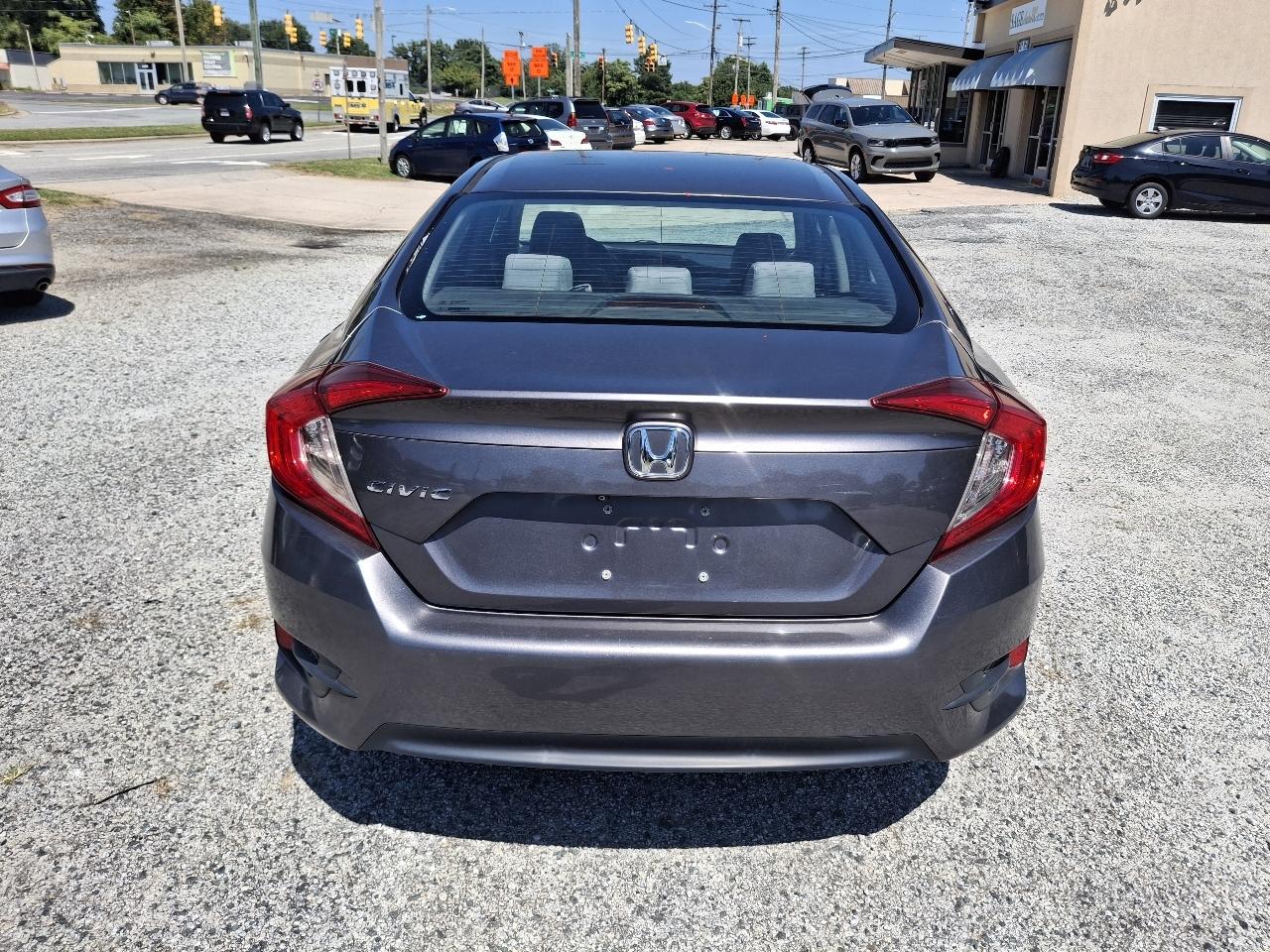 Honda Civic LX Sedan CVT 2016