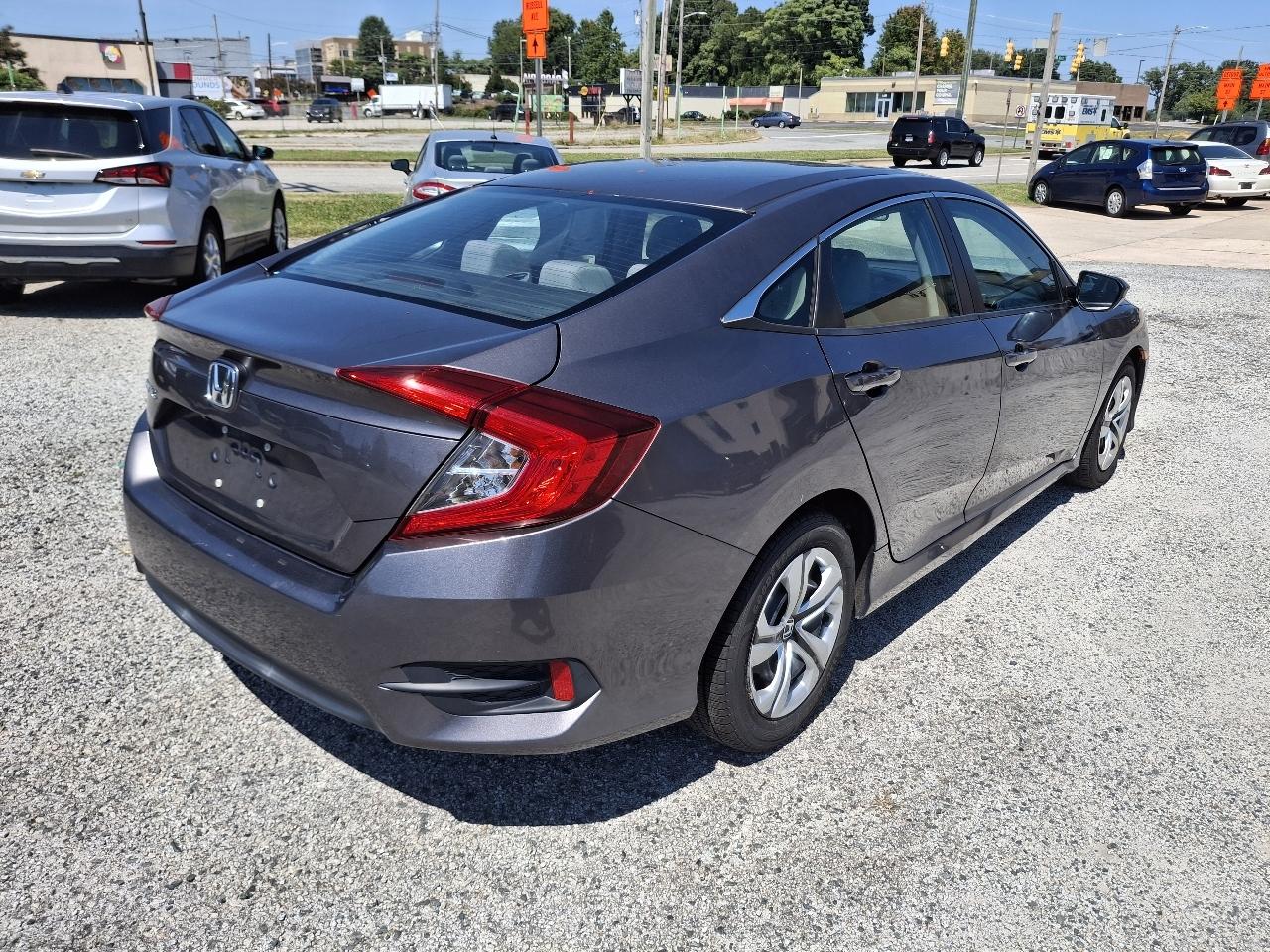 Honda Civic LX Sedan CVT 2016