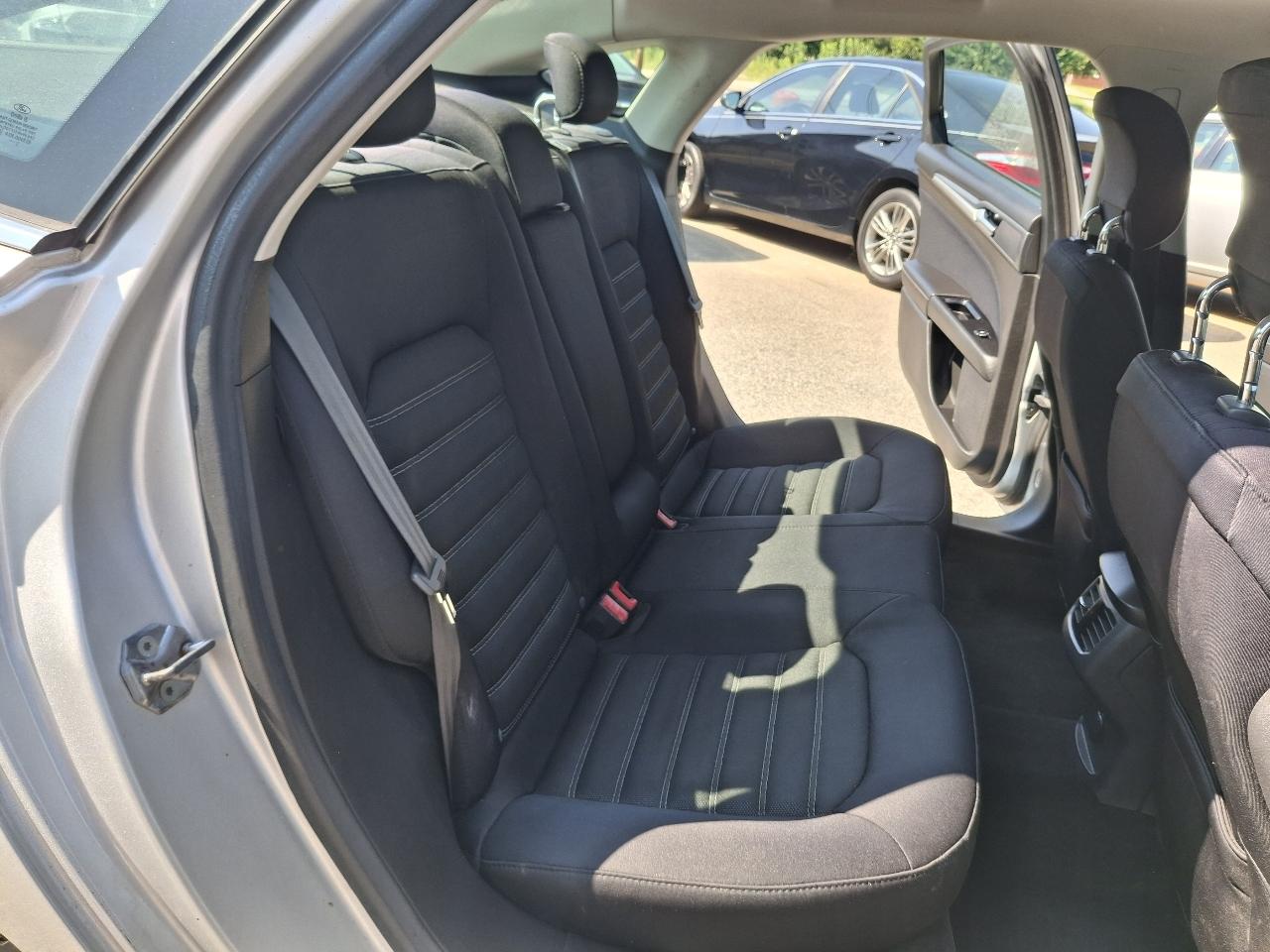 Ford Fusion SE 2013