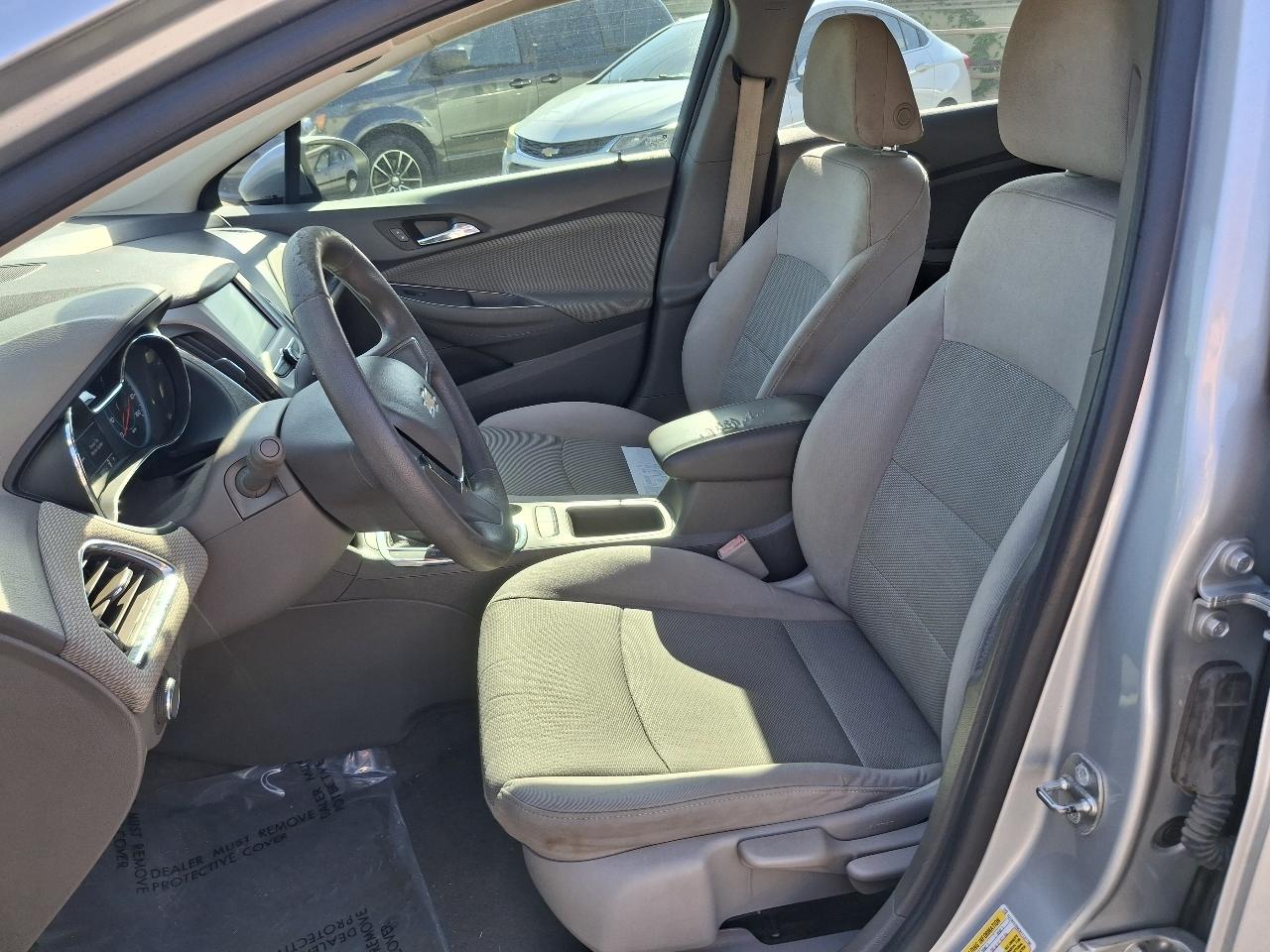 Chevrolet Cruze LS Auto 2017