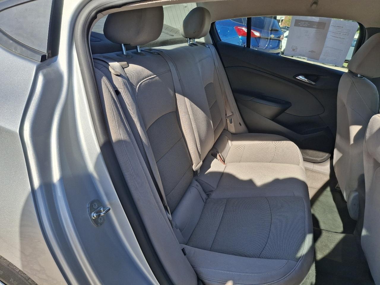 Chevrolet Cruze LS Auto 2017
