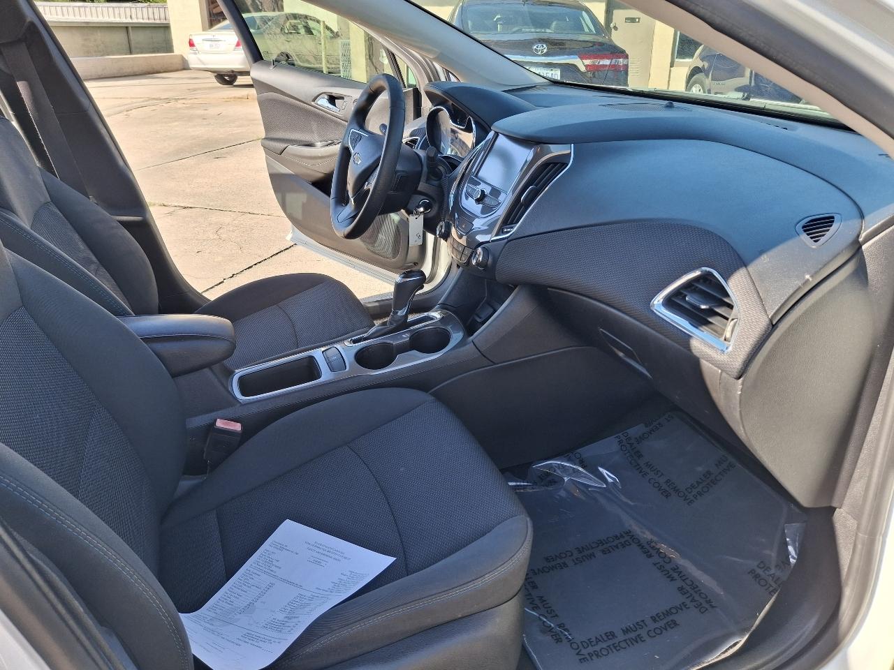 Chevrolet Cruze LT Auto 2017