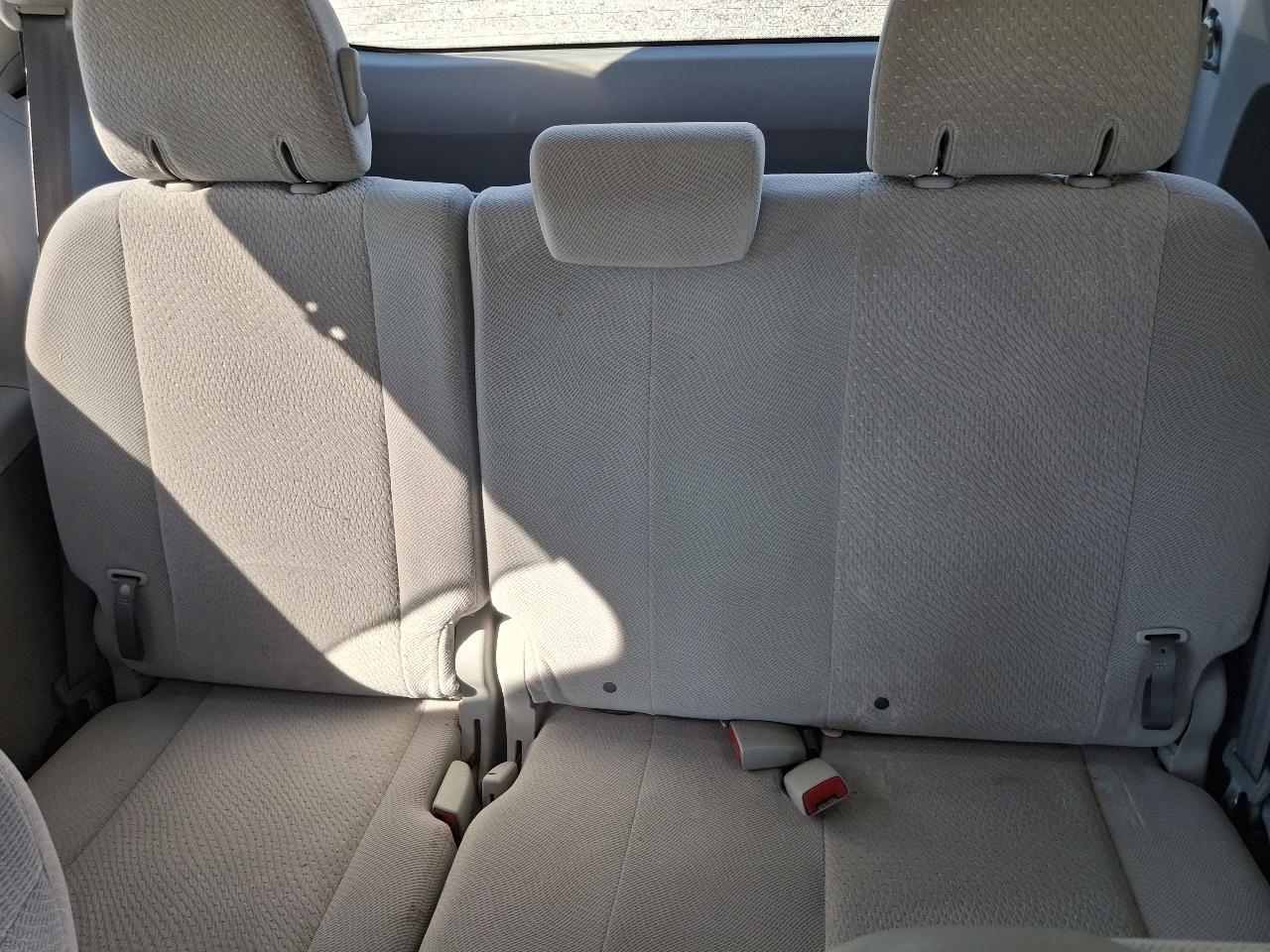 Toyota Sienna LE FWD 8-Passenger V6 2014
