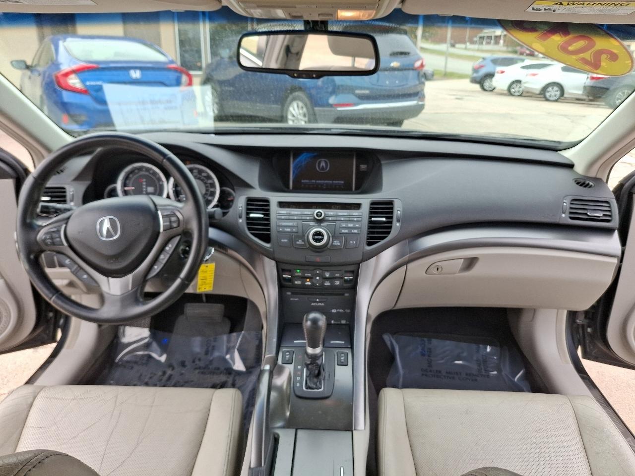 Acura TSX 5-Speed AT with Tech Package 2013