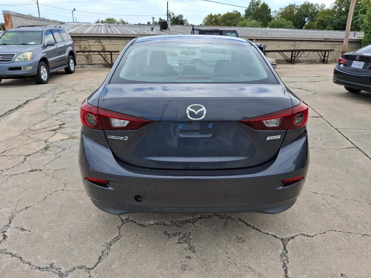 Mazda MAZDA3 i Sport AT 4-Door 2016