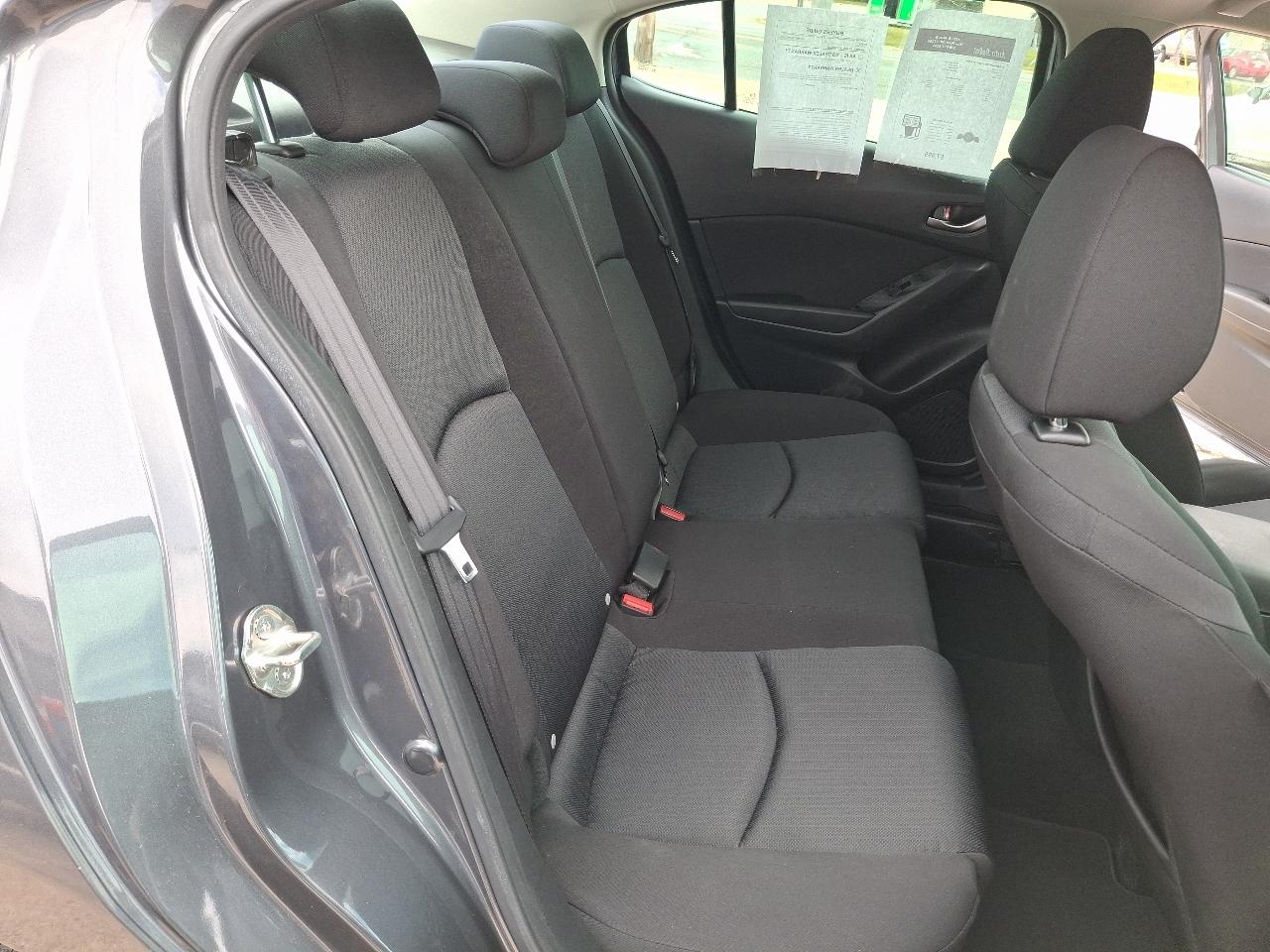 Mazda MAZDA3 i Sport AT 4-Door 2016
