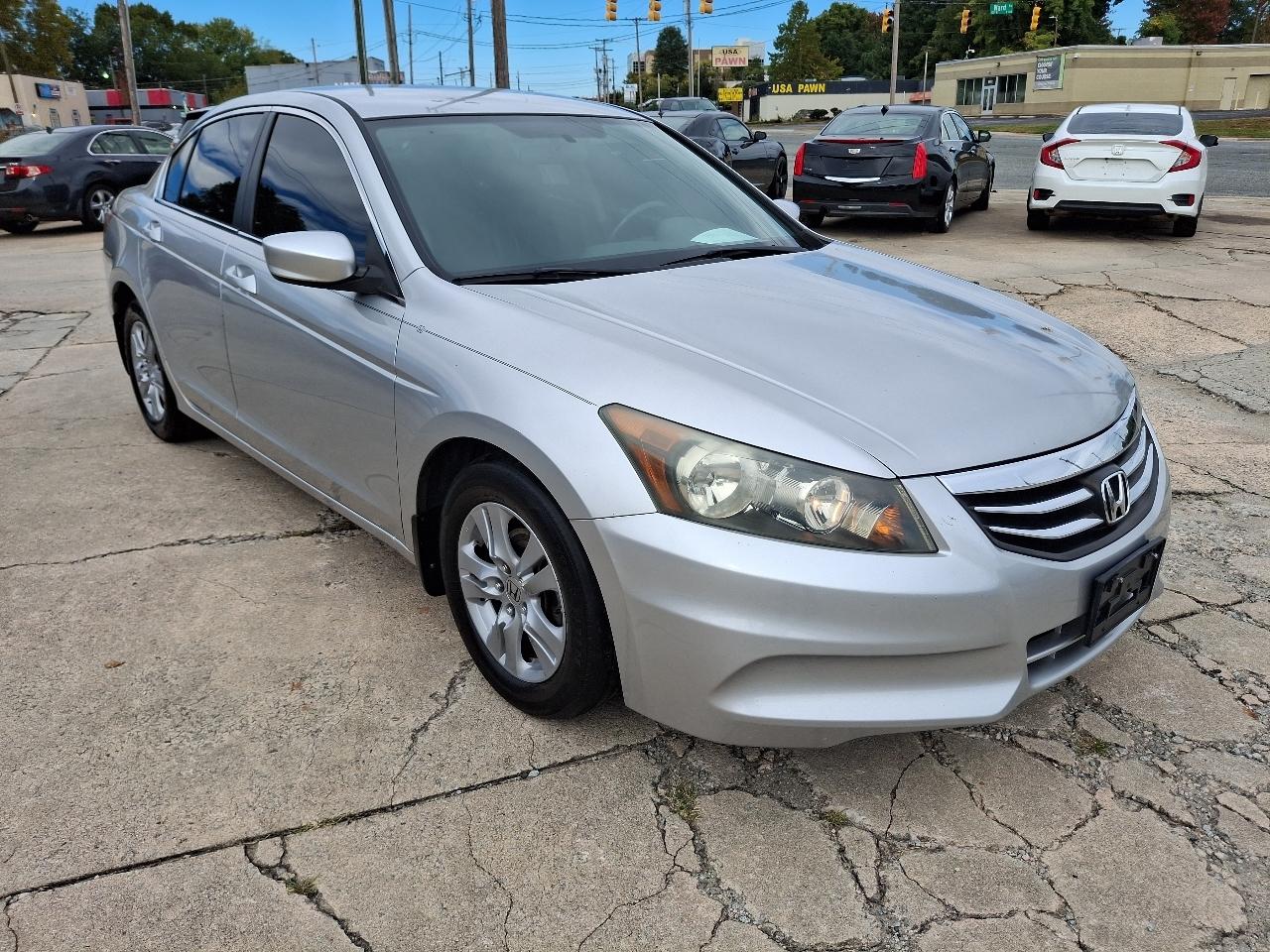 Honda Accord SE Sedan AT 2011