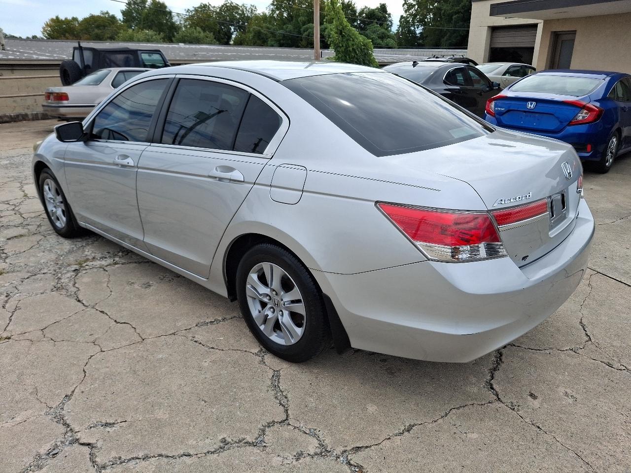 Honda Accord SE Sedan AT 2011