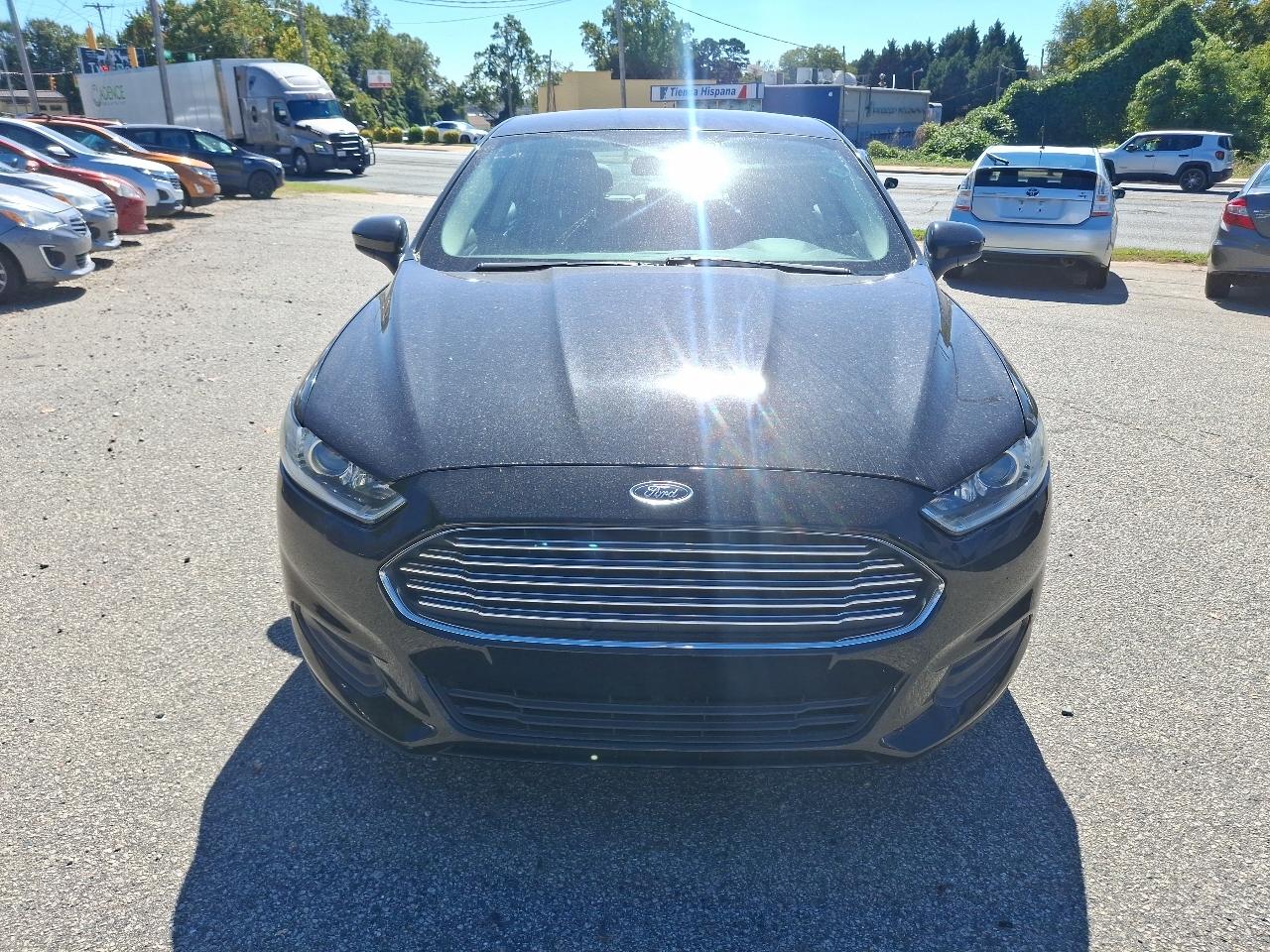Ford Fusion S 2014