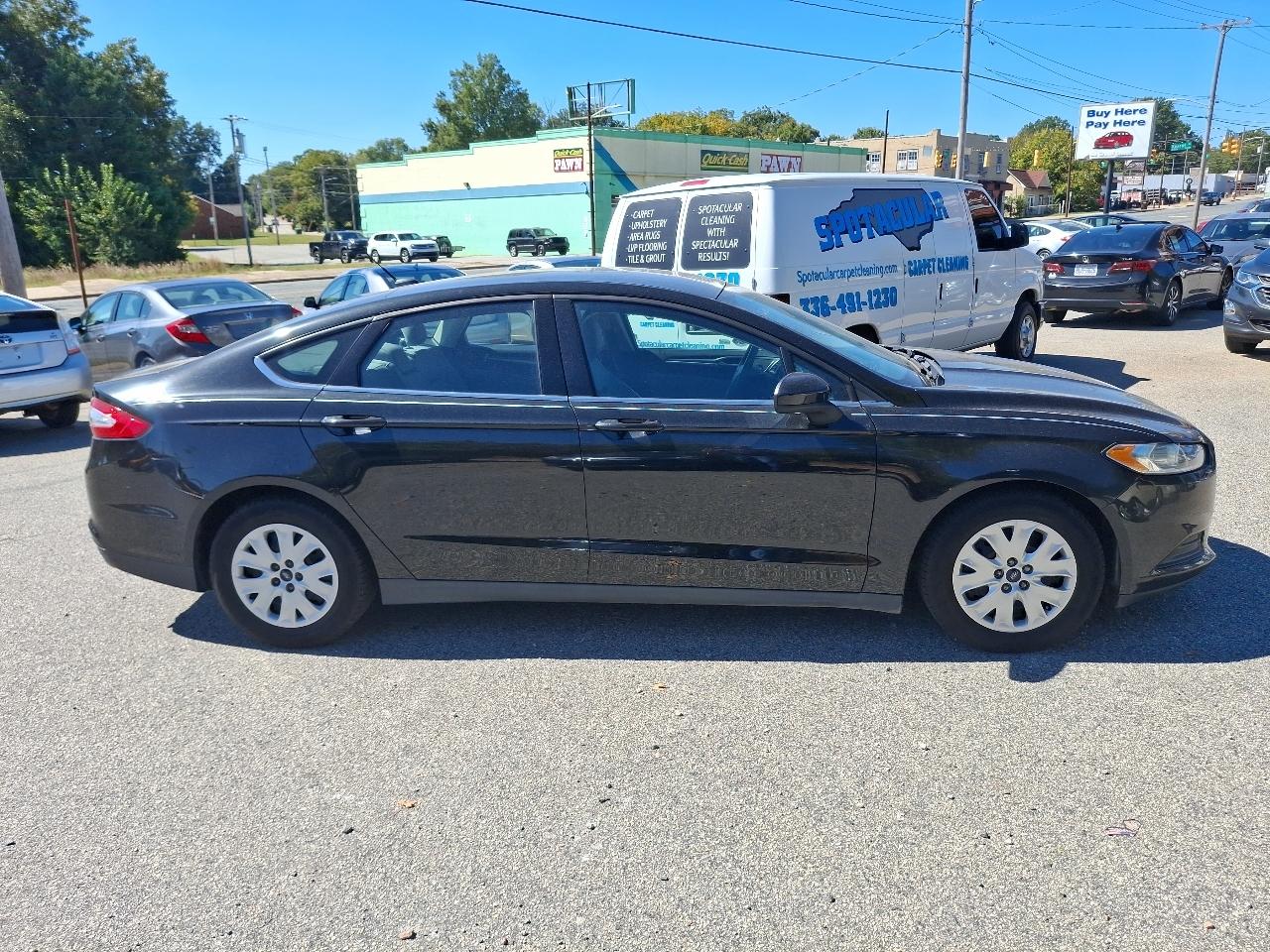 Ford Fusion S 2014