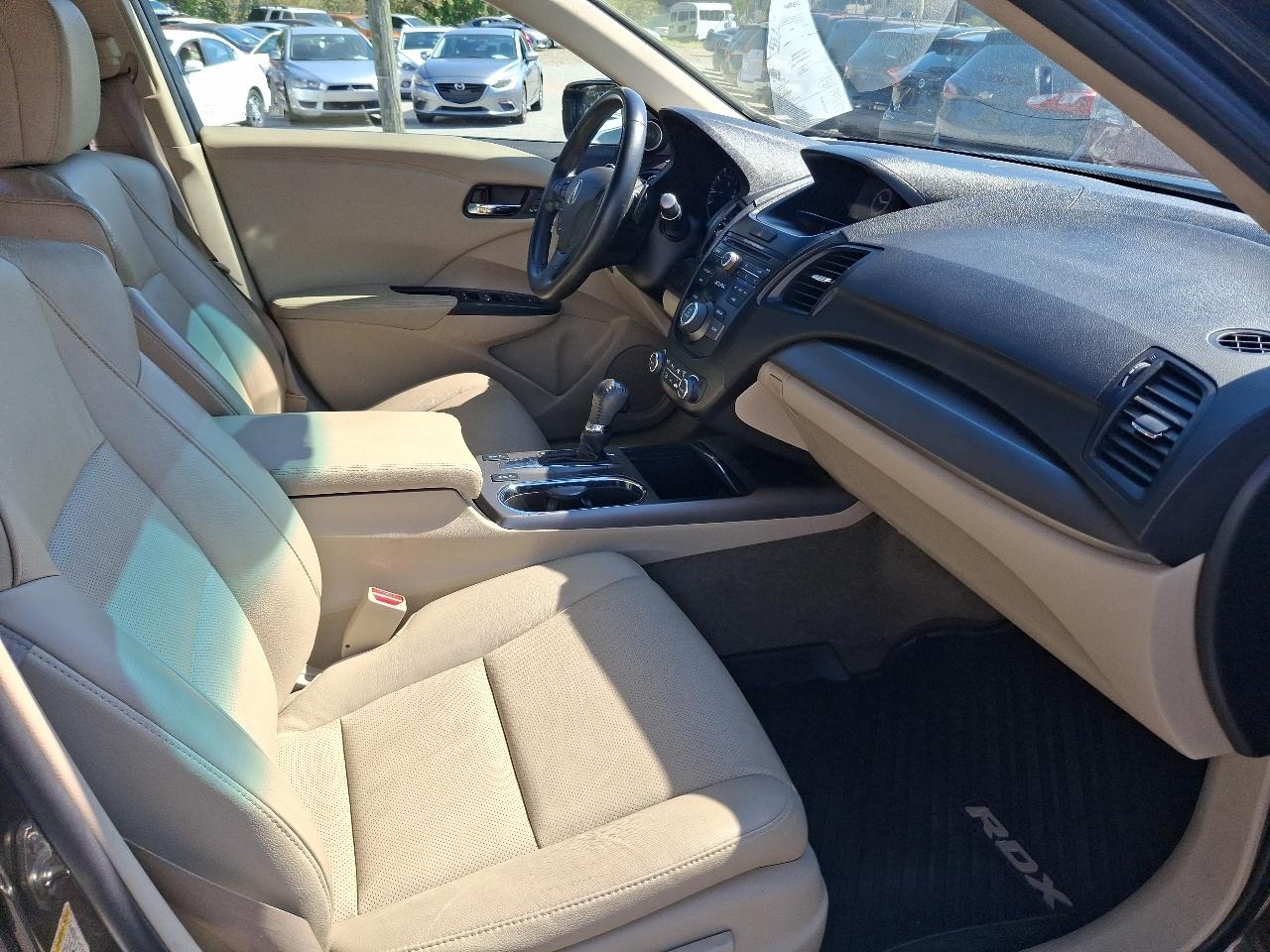 Acura RDX 6-Spd AT AWD 2015