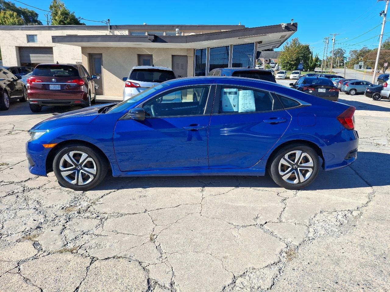 Honda Civic 4dr Sdn LX Auto 2018