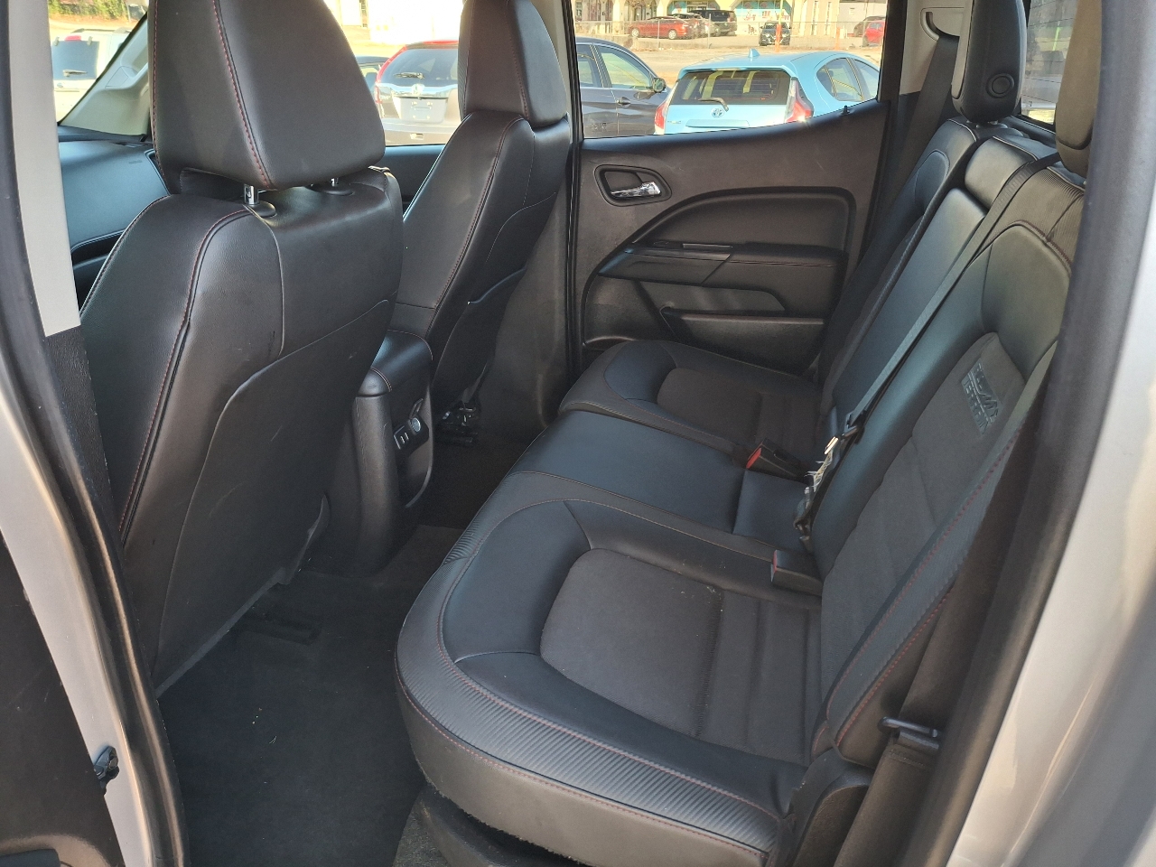 GMC Canyon SLE Crew Cab 4WD 2016