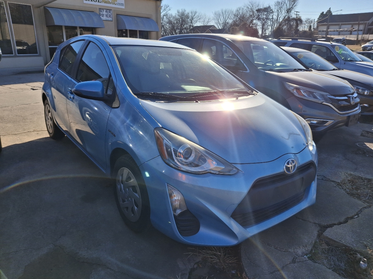 Toyota Prius c Four 2016