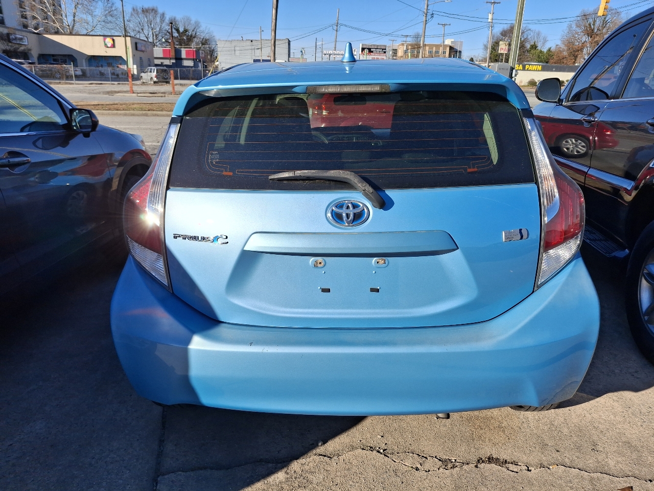 Toyota Prius c Four 2016