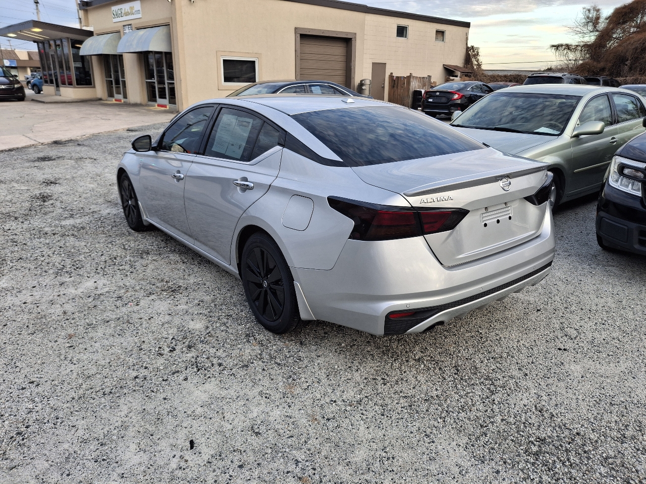 Nissan Altima 2.5 SV 2020