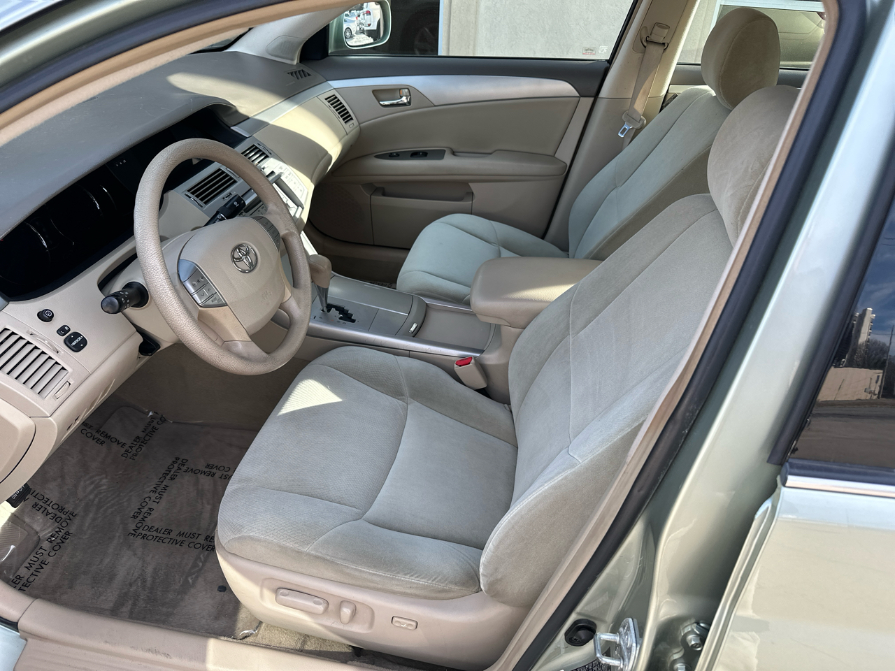 Toyota Avalon XLS 2008