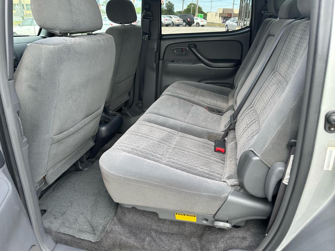 Toyota Tundra SR5 Double Cab 2WD 2004