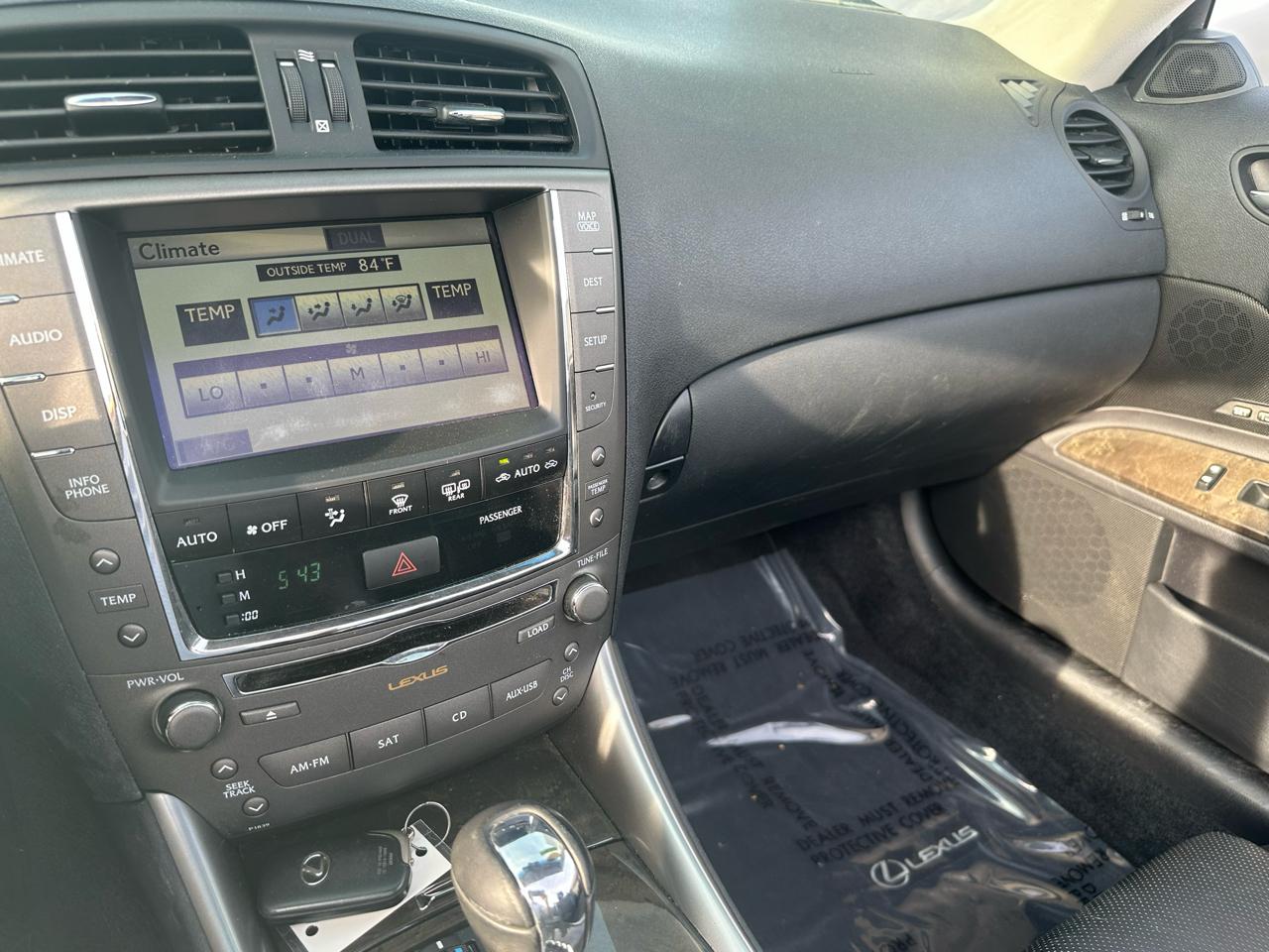 Lexus IS C IS 350C 2010