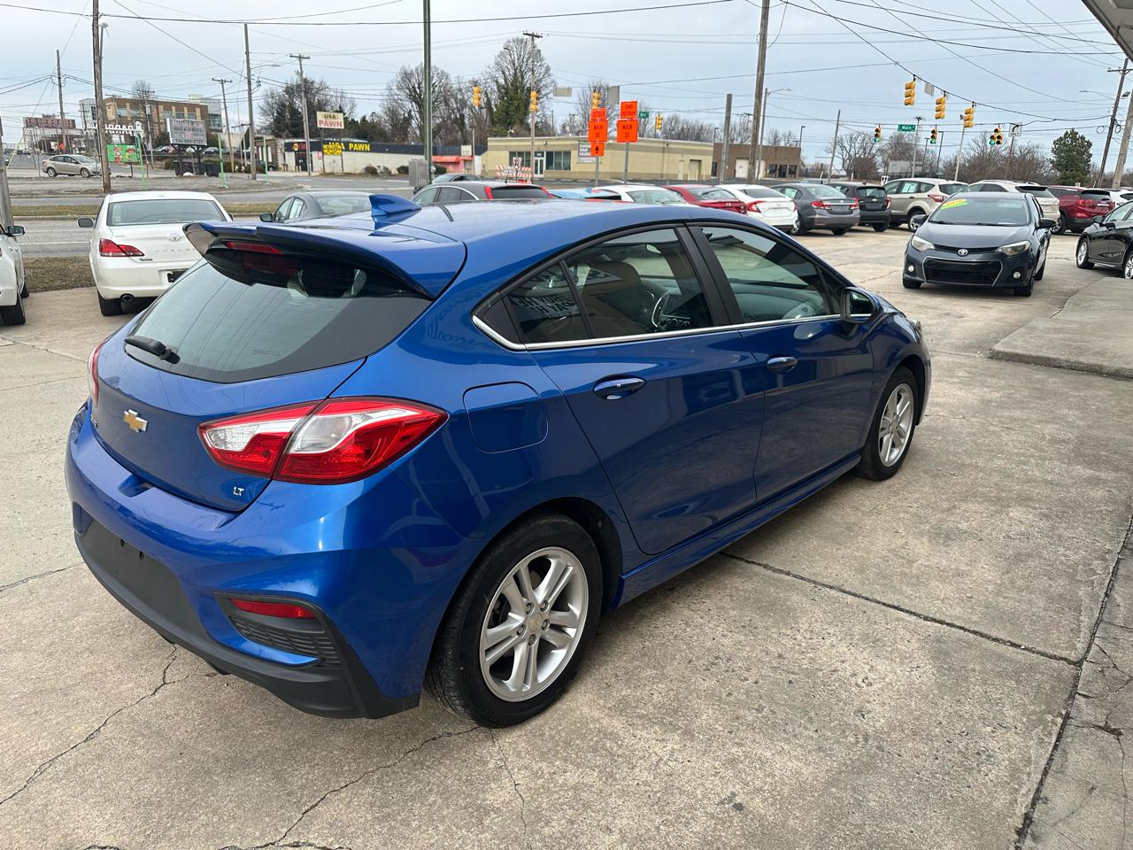 Chevrolet Cruze LT Auto Hatchback 2017