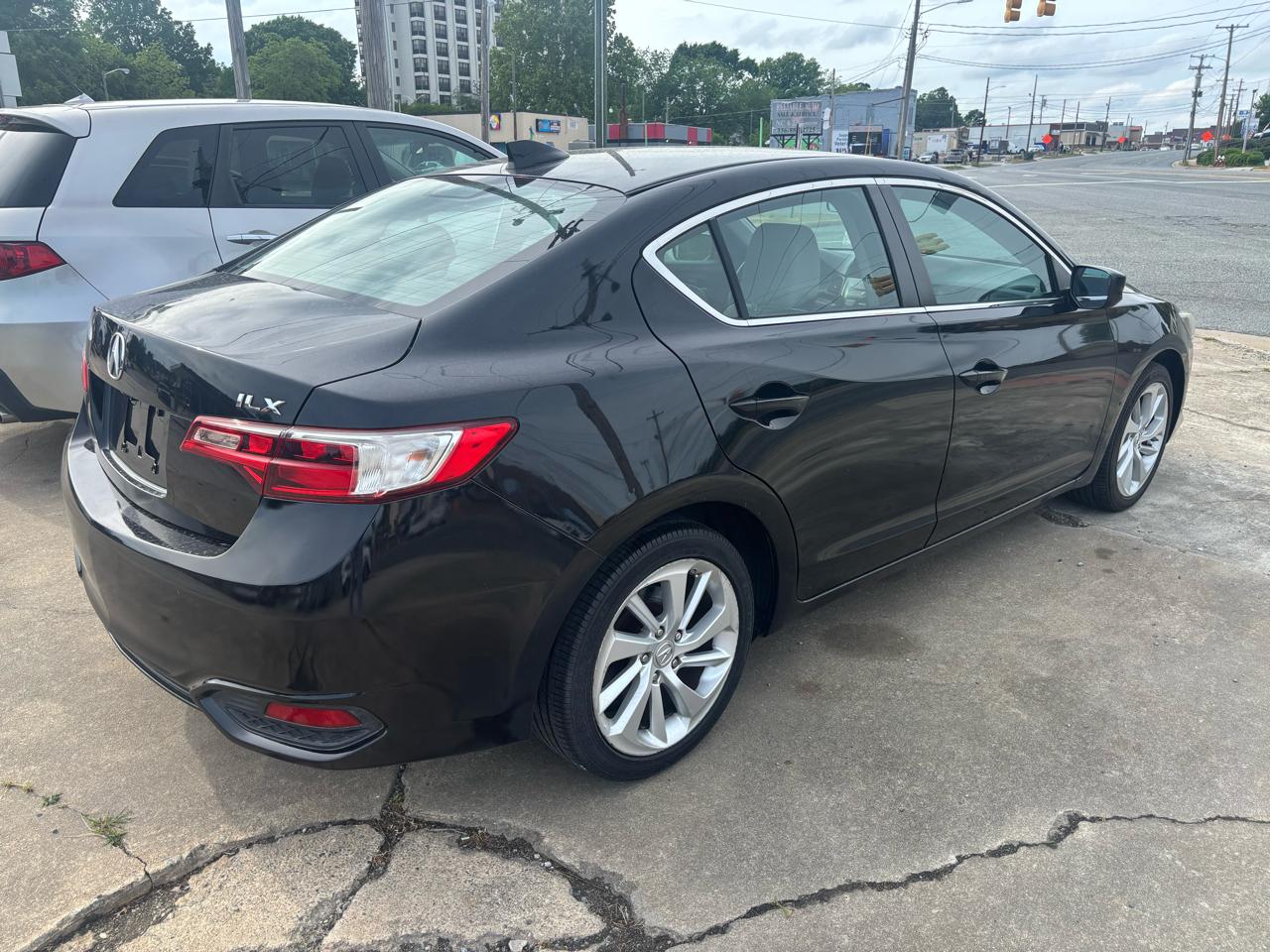 Acura ILX 8-Spd AT 2016