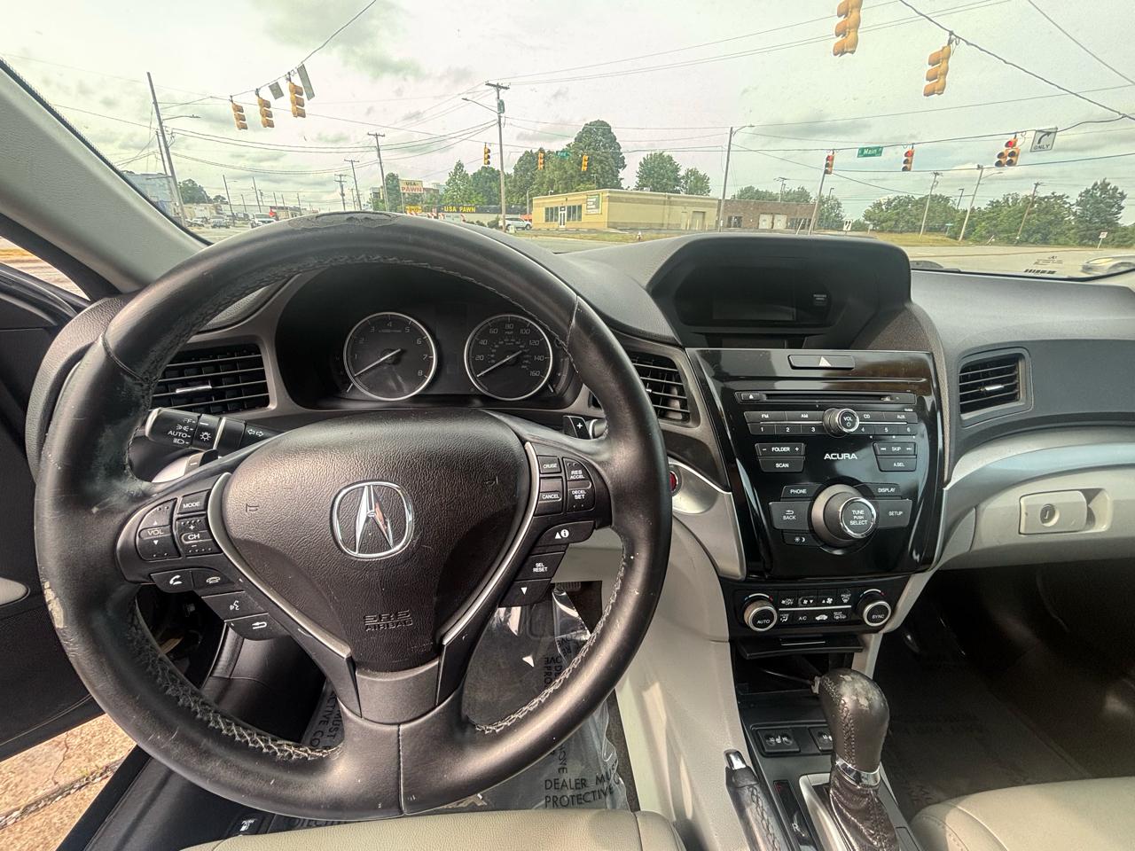 Acura ILX 8-Spd AT 2016