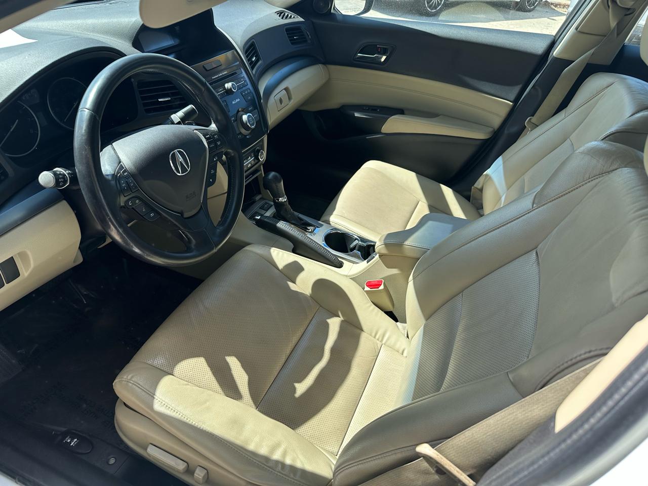 Acura ILX 5-Spd AT w/ Premium Package 2015