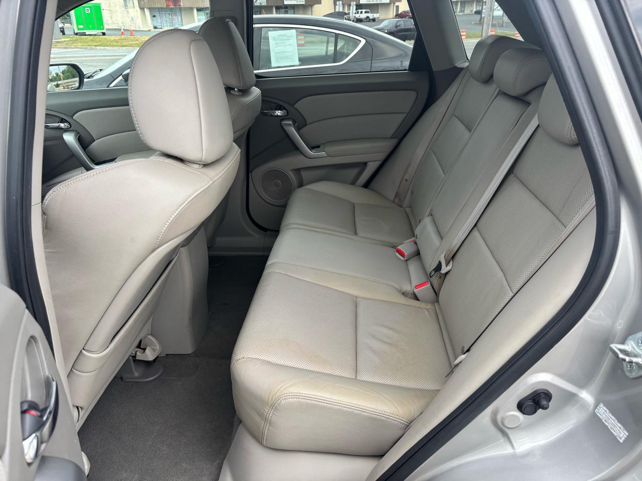 Acura RDX 5-Spd AT with Technology Package 2010