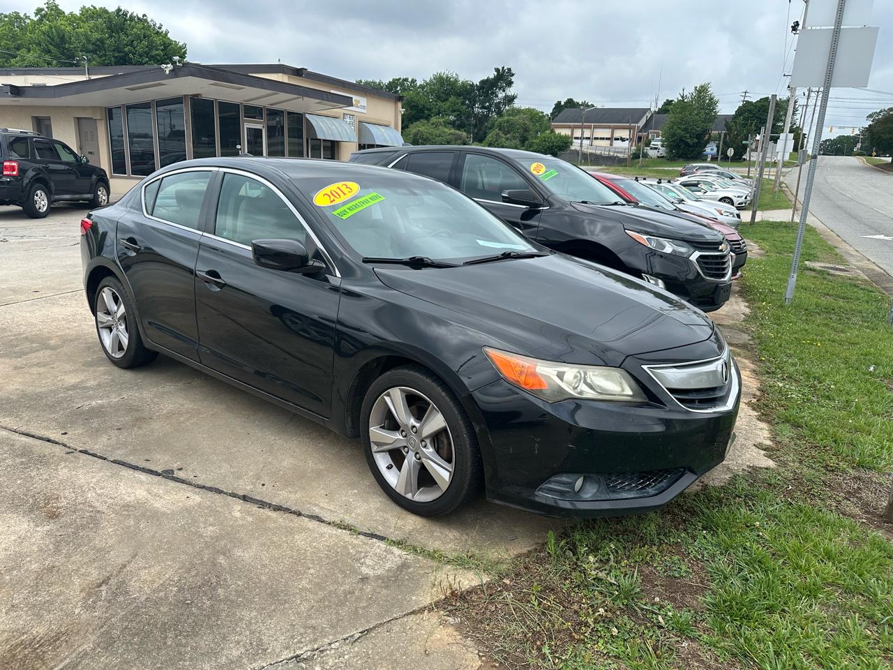 Acura ILX 5-Spd AT w/ Technology Package 2013