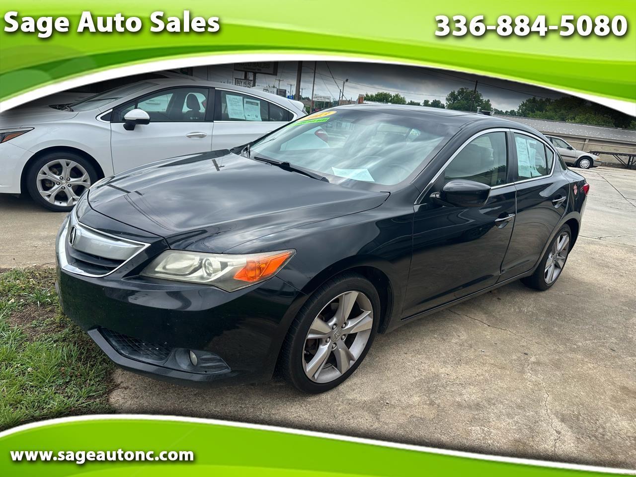 2013 Acura ILX 5-Spd AT w/ Technology Package