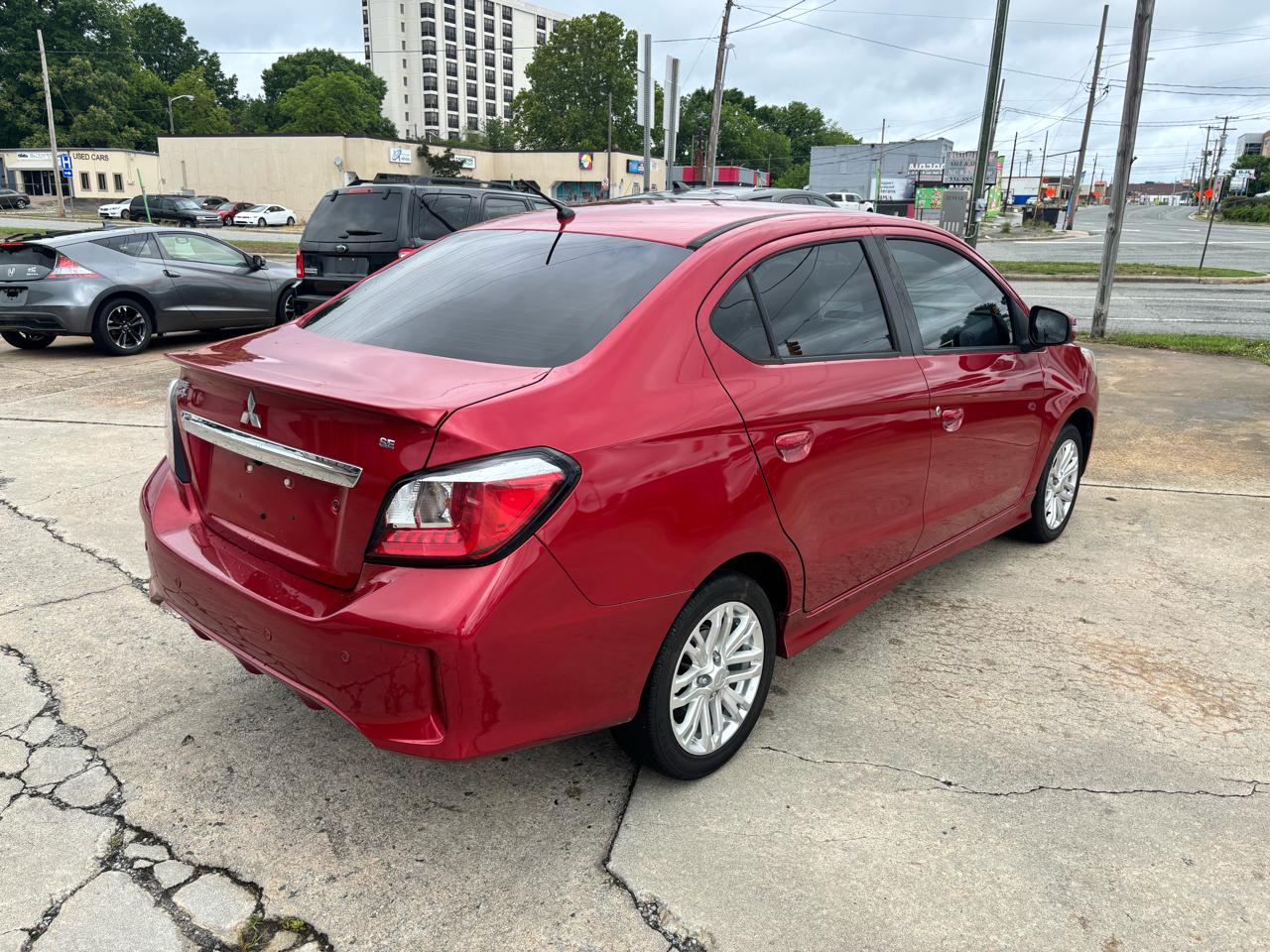 Mitsubishi Mirage  2021