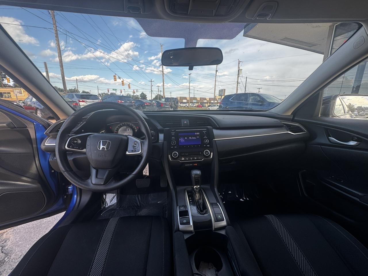 Honda Civic LX Sedan CVT 2018