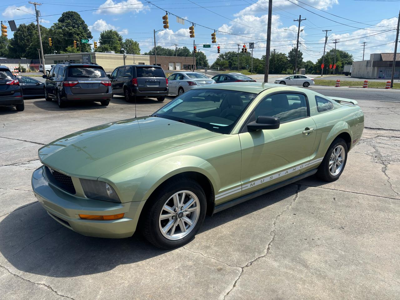 Ford Mustang V6 Standard Coupe 2006