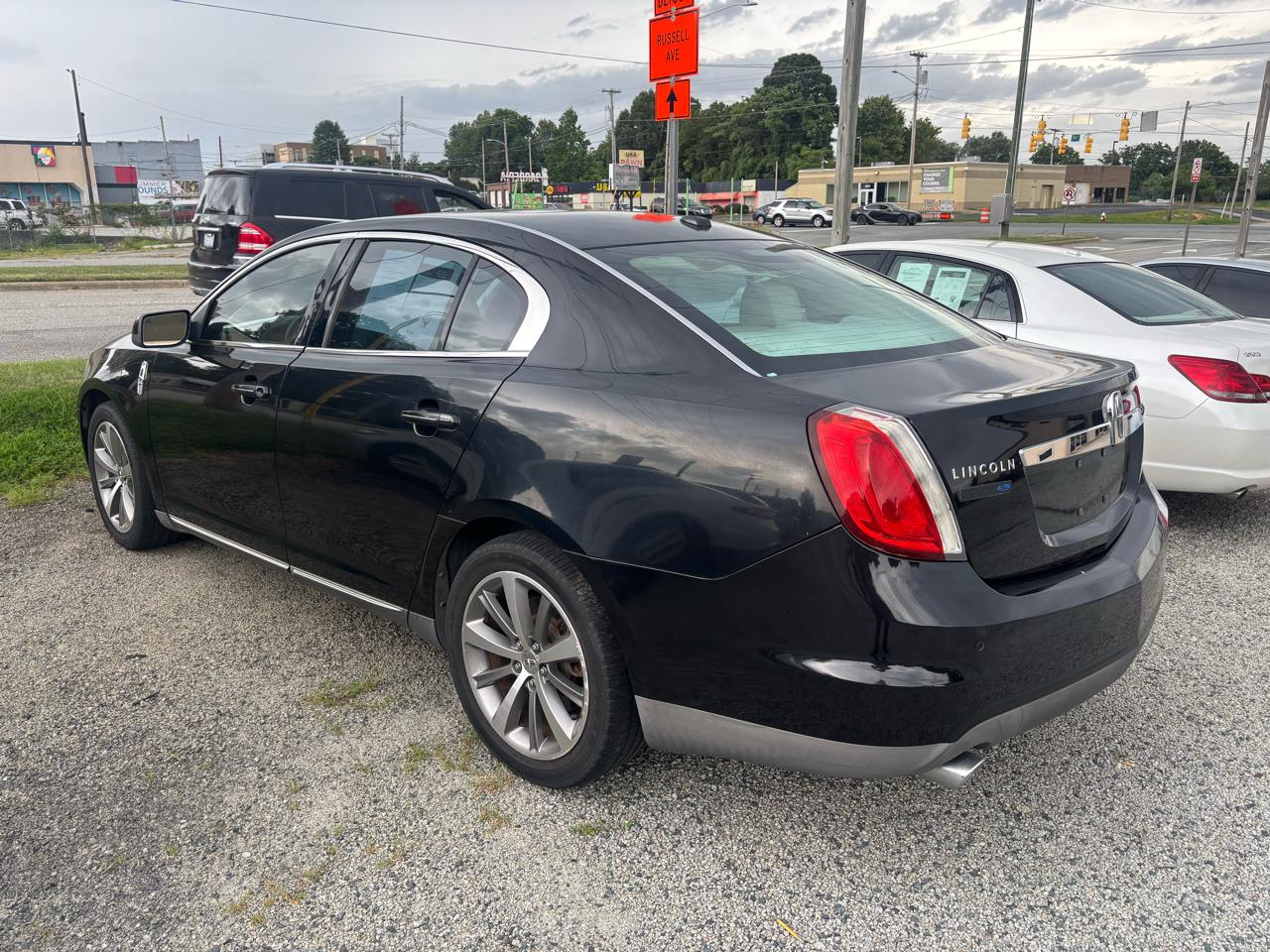 Lincoln MKS FWD 2009