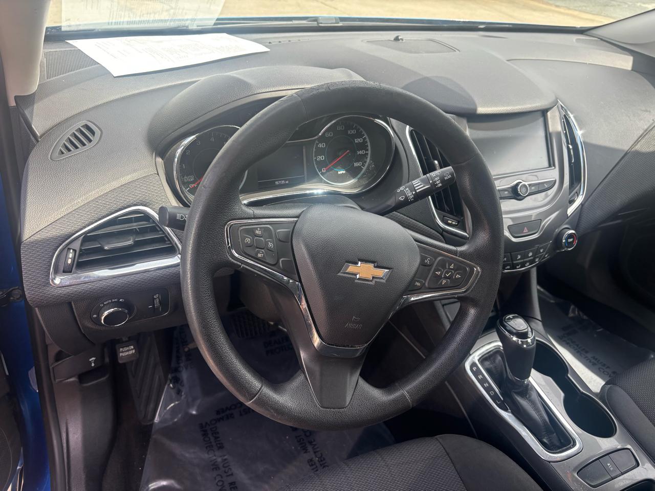 Chevrolet Cruze LT Auto Hatchback 2017