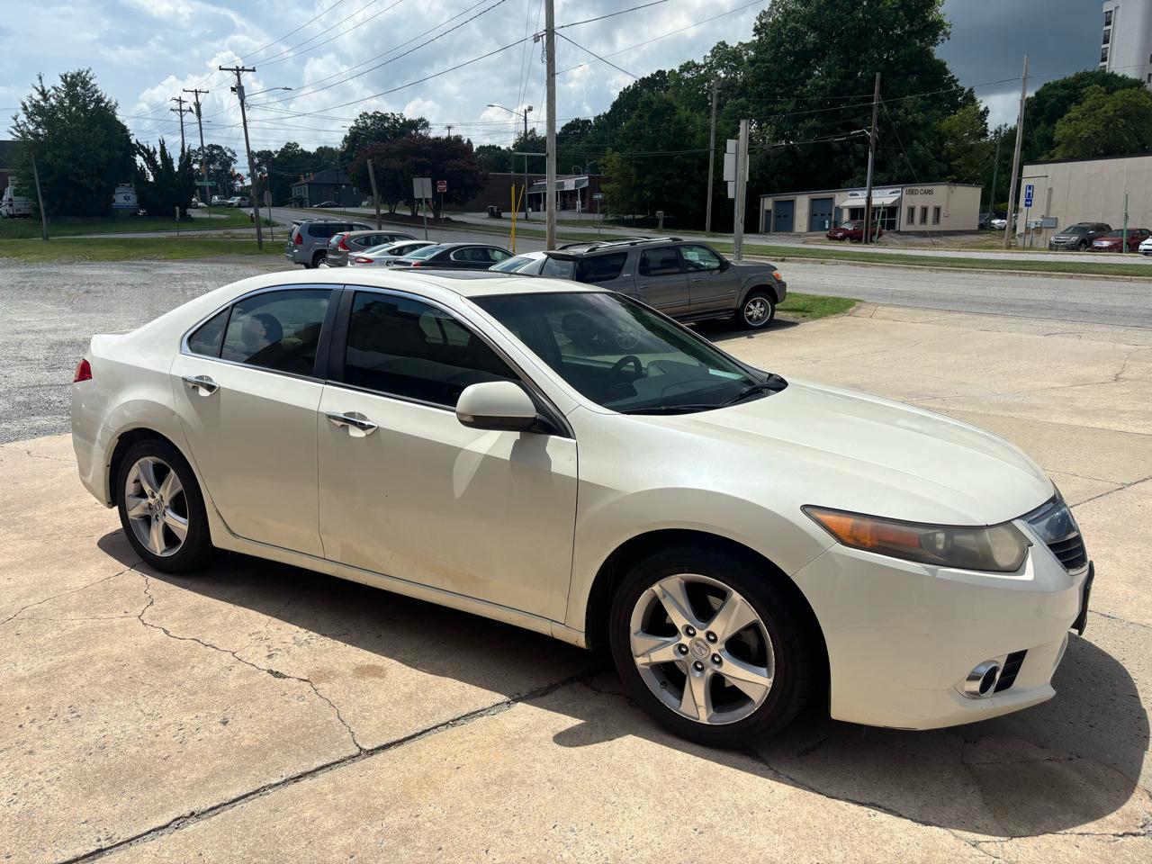 Acura TSX 5-Speed AT with Tech Package 2011