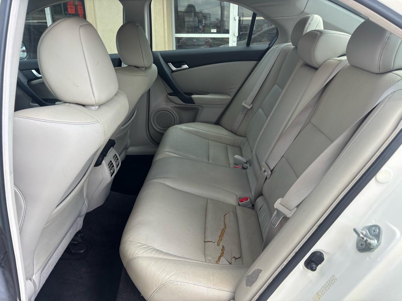 Acura TSX 5-Speed AT with Tech Package 2011