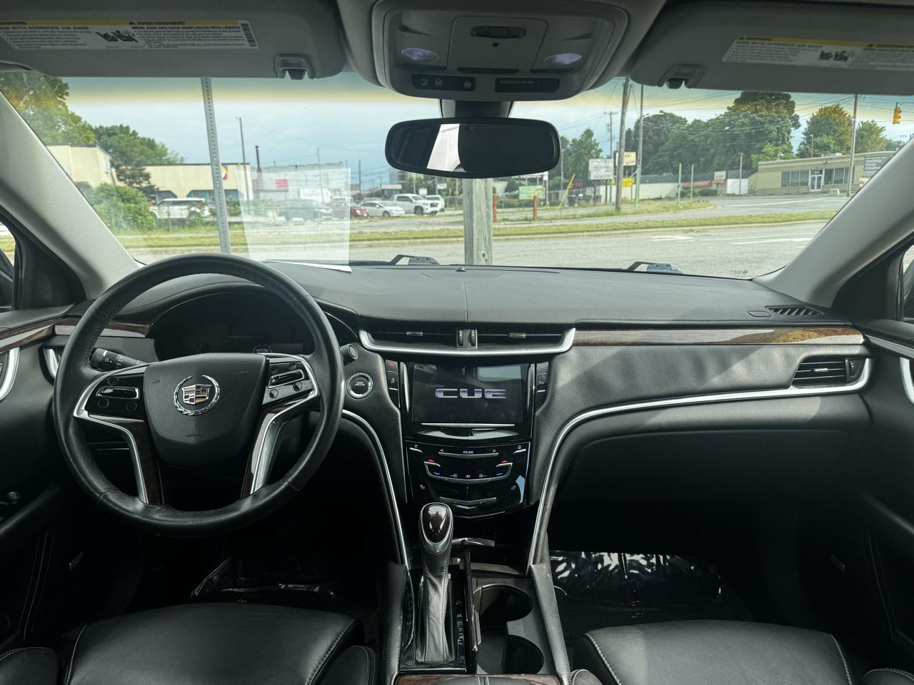 Cadillac XTS Luxury 2013