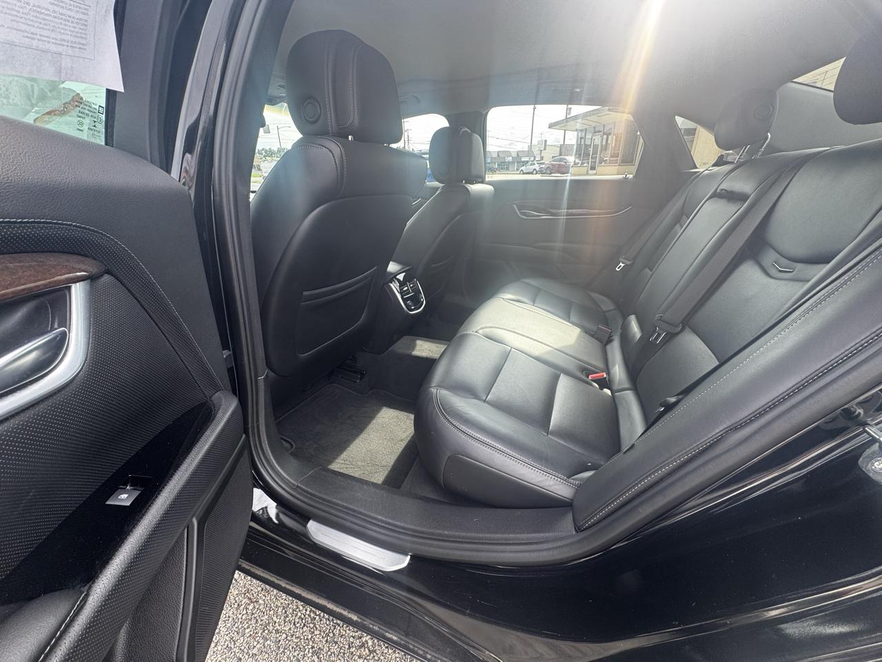 Cadillac XTS Luxury 2013