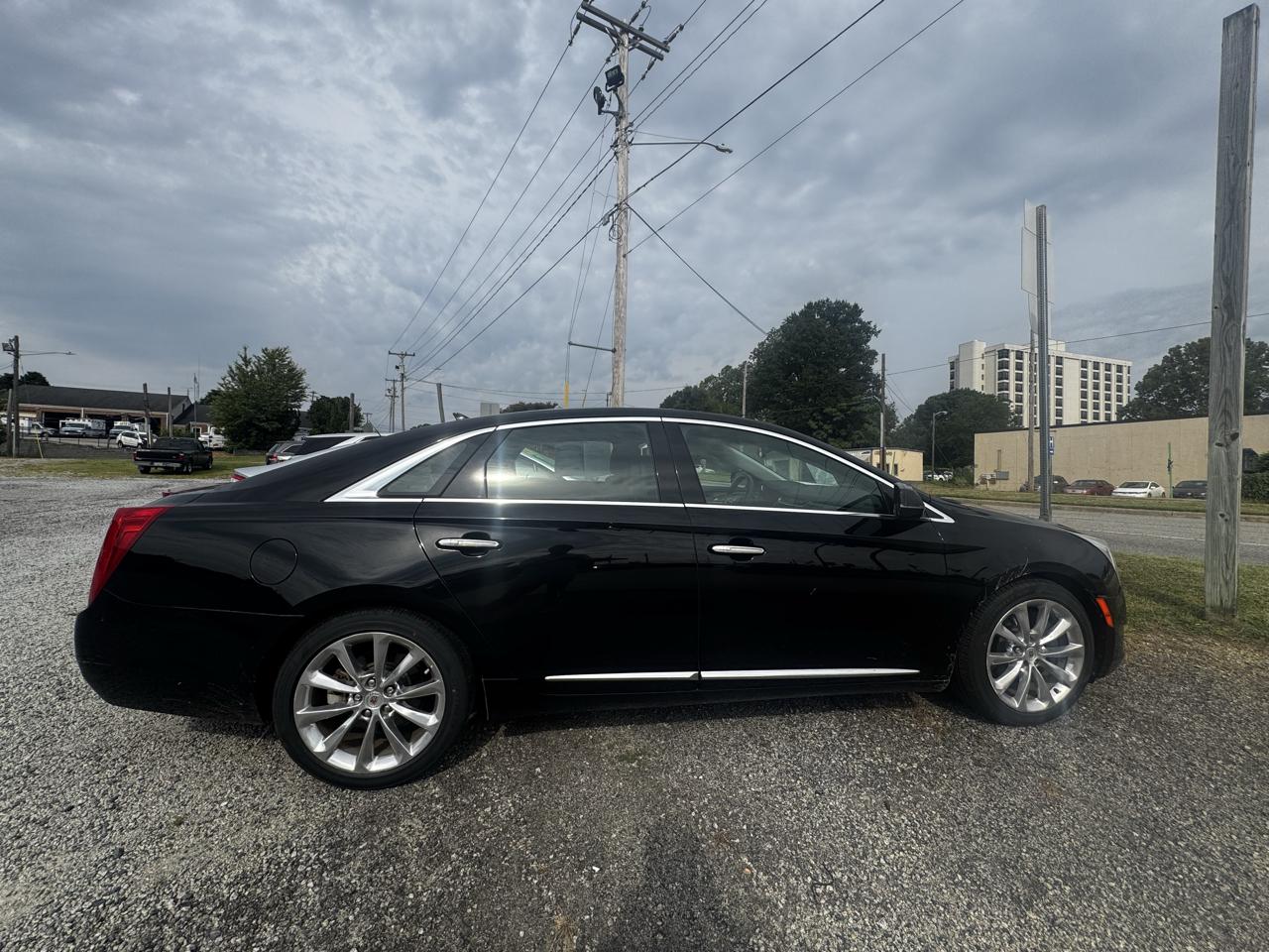 Cadillac XTS Luxury 2013
