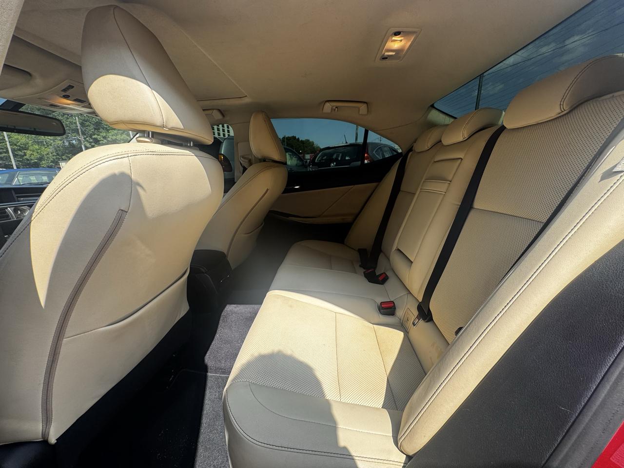 Lexus IS 250 RWD 2014